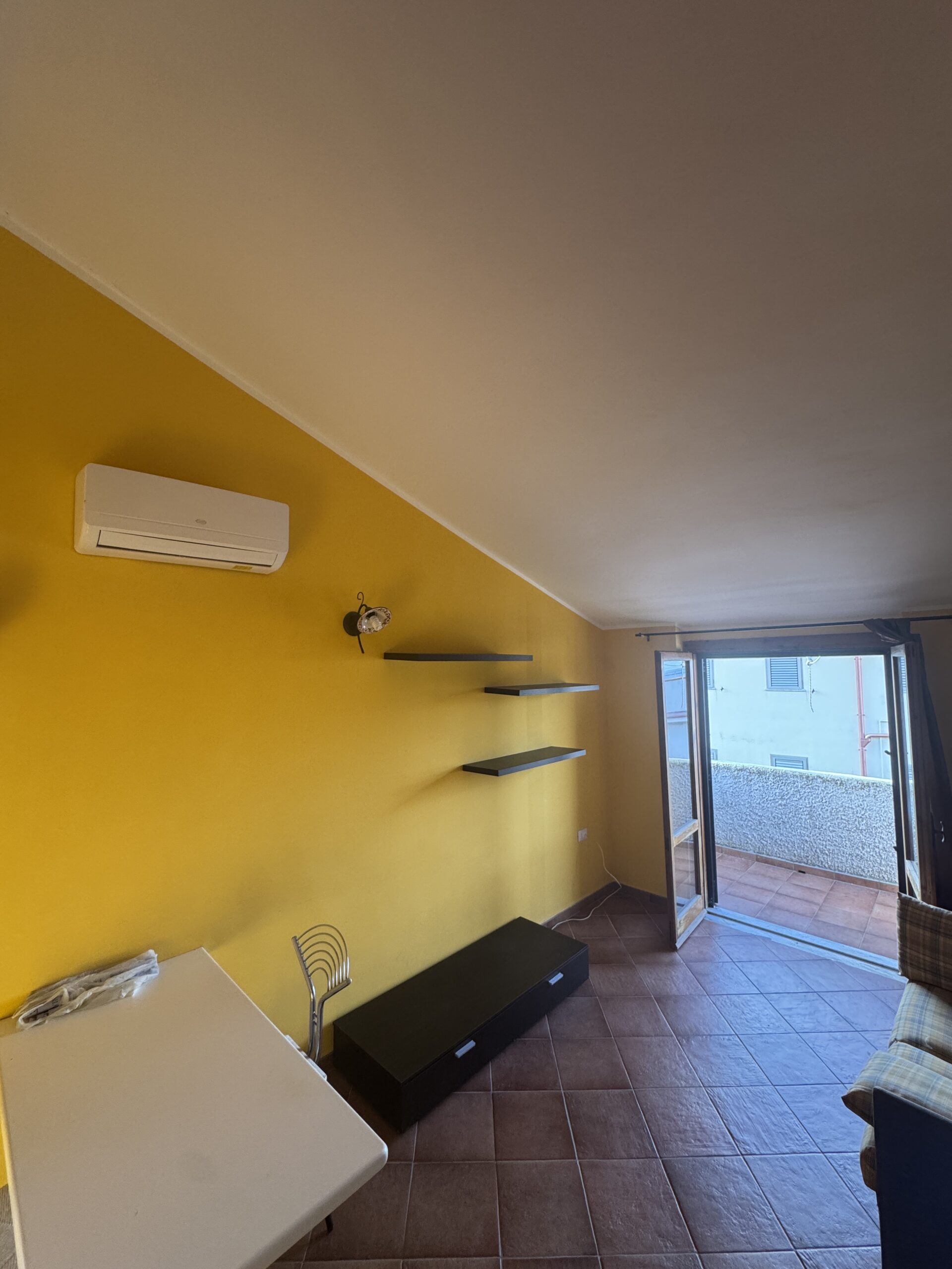 Guardia Piemontese - renovated flat 200 metres from the sea.