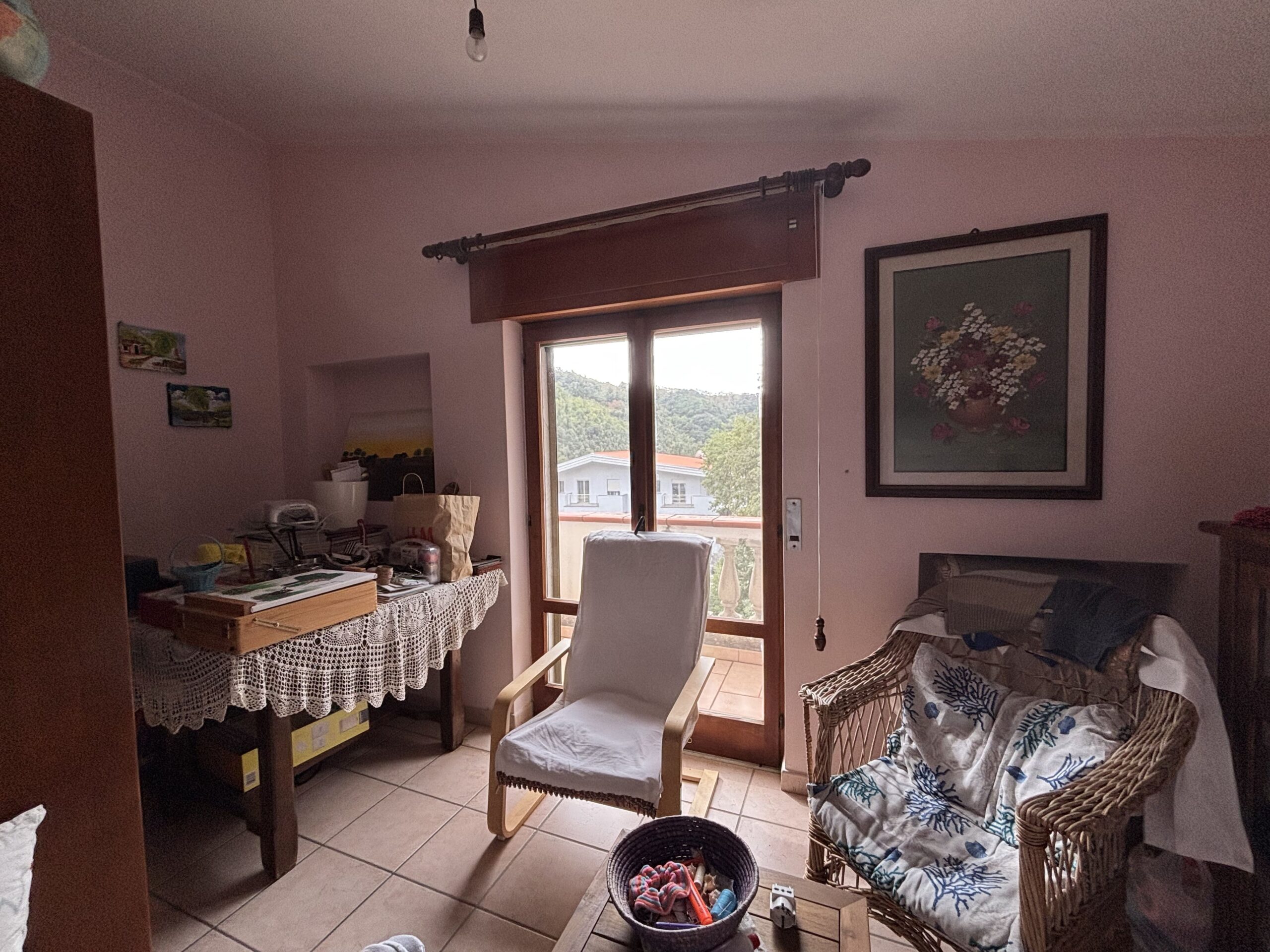 Three-storey house with garage in Santa Rosalia (Acquappesa).