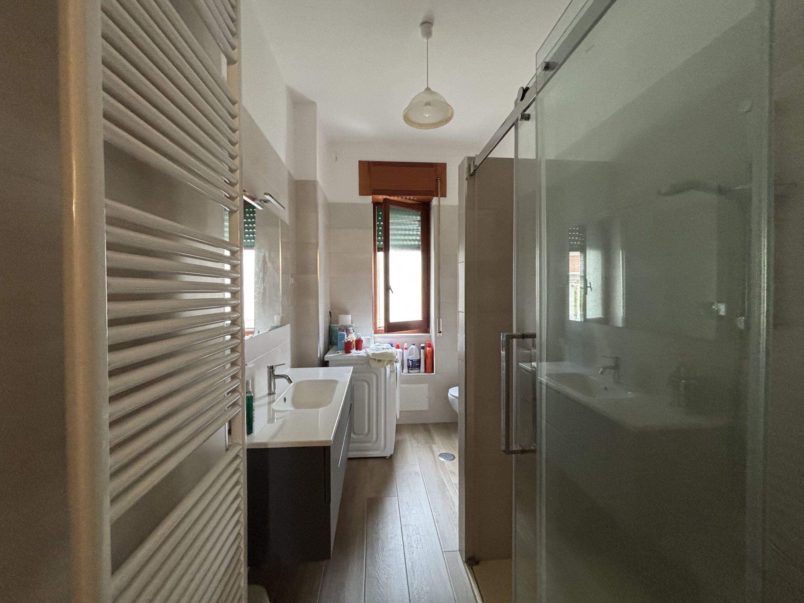 Three-storey house with garage in Santa Rosalia (Acquappesa).