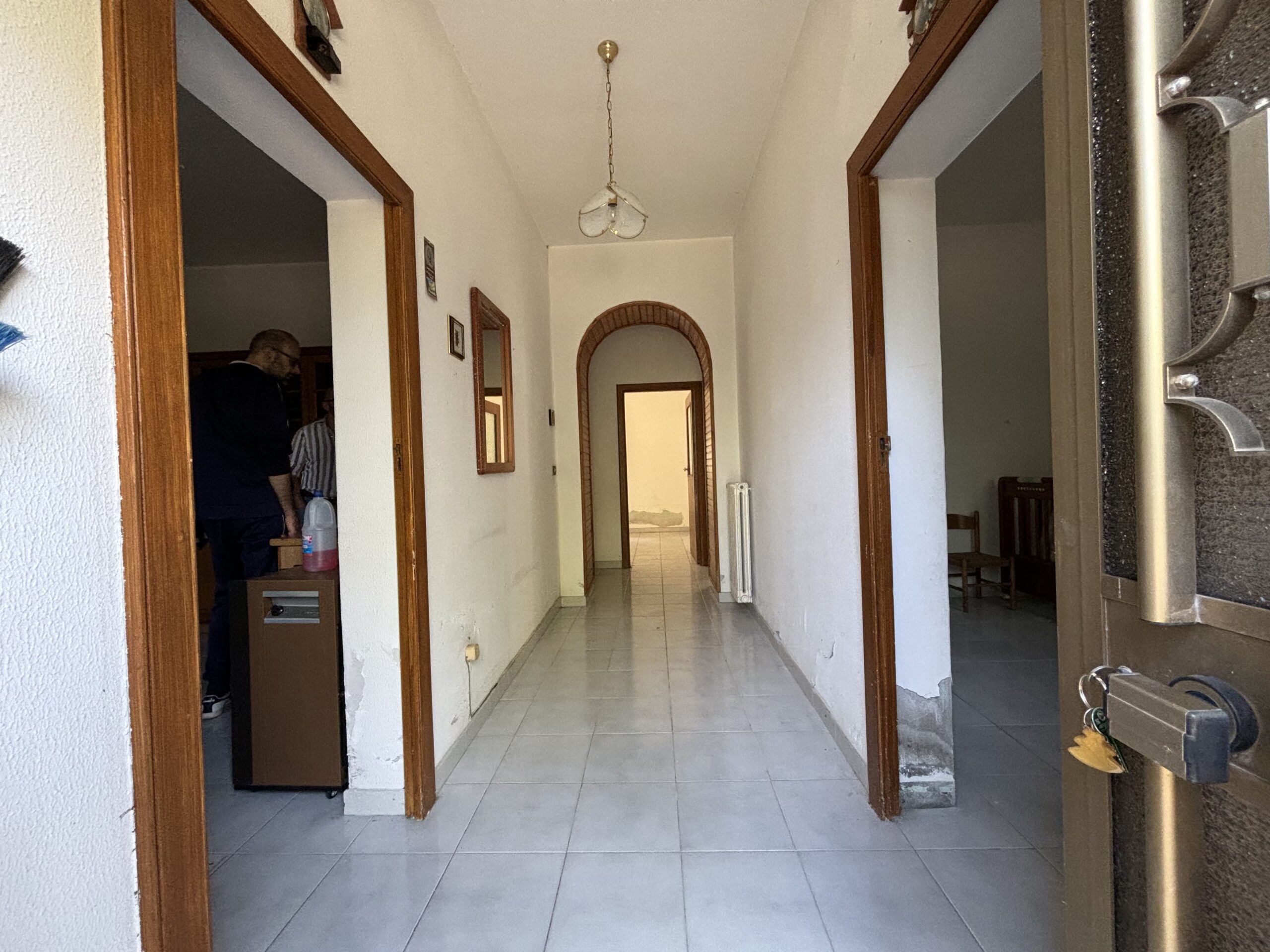 Nemoli-Roccazzo - house to renovate with large garden, surrounded by greenery.