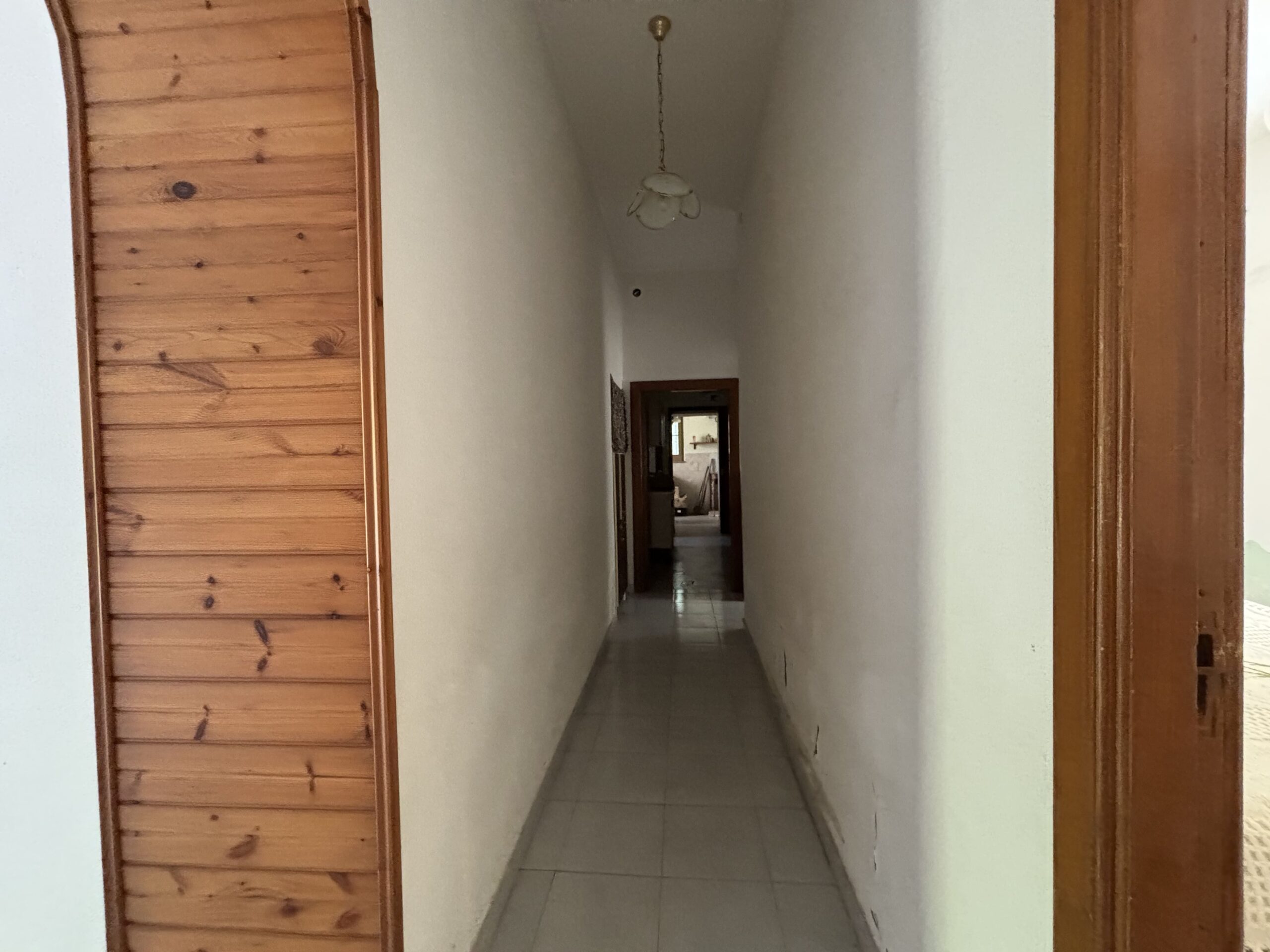 Nemoli-Roccazzo - house to renovate with large garden, surrounded by greenery.