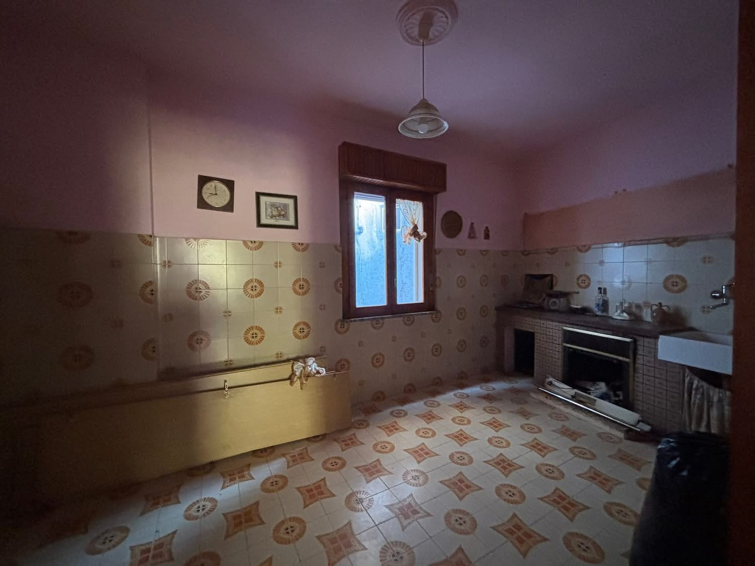 Property amidst mountains and wildlife in Orsomarso.