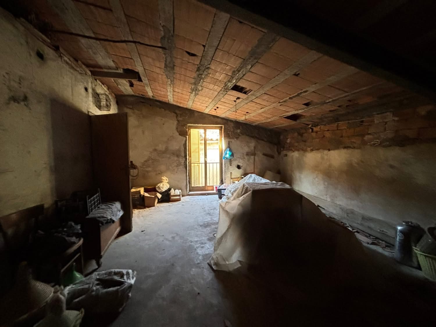 Property amidst mountains and wildlife in Orsomarso.