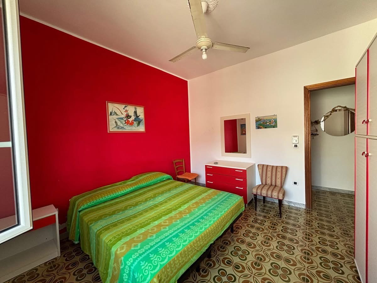 Apartment directly by the sea in Torremezzo di Falconara.