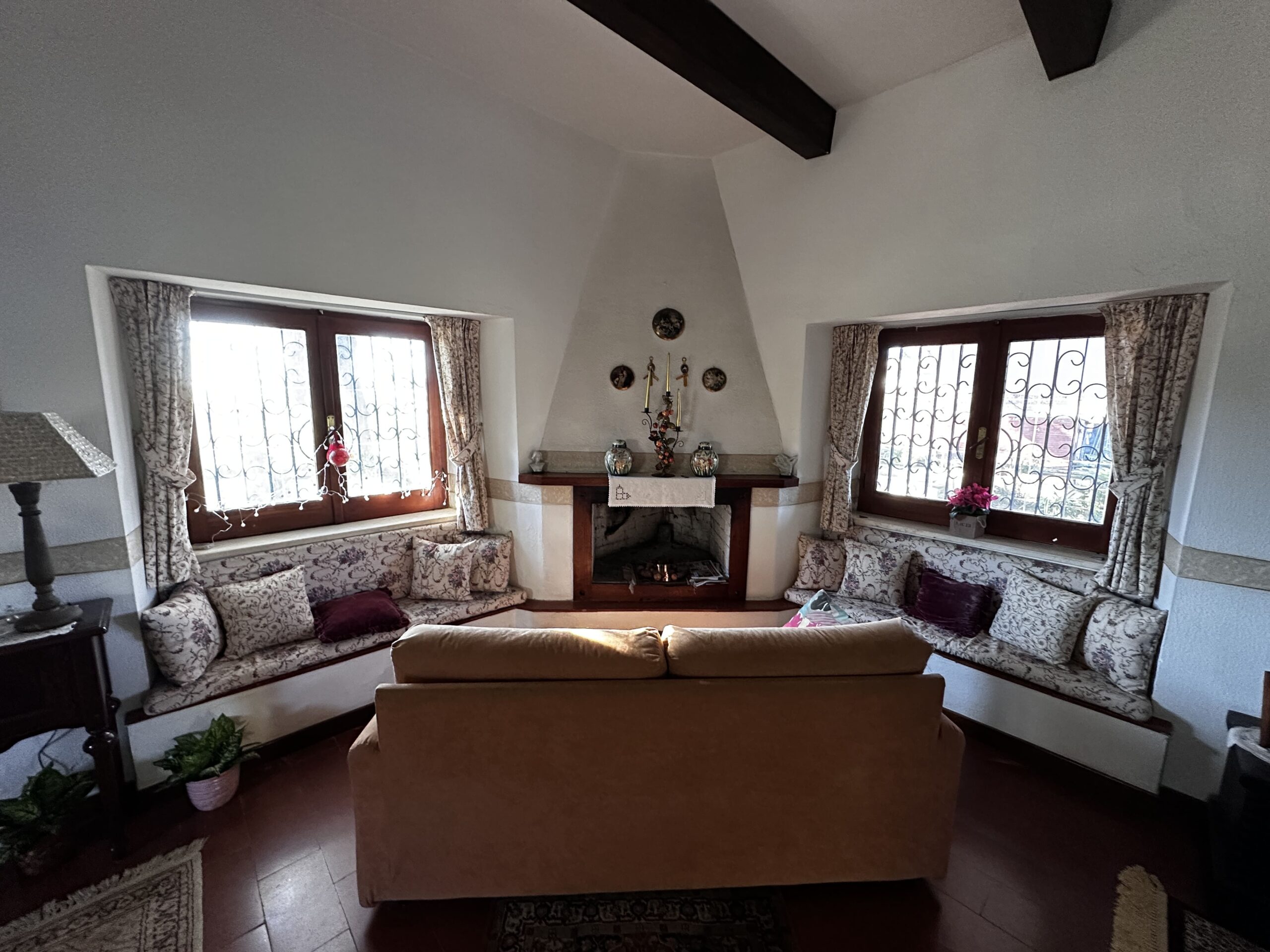 Exclusive villa with garden and sea views in San Nicola Arcella.