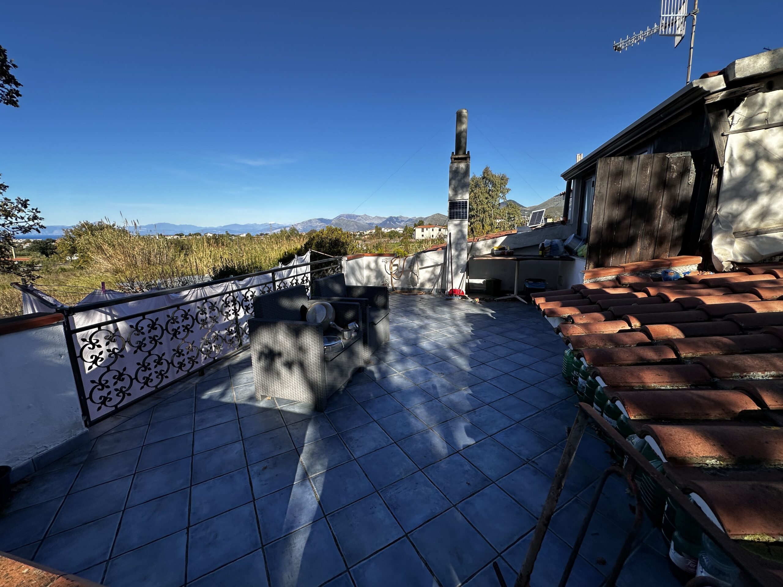 Exclusive villa with garden and sea views in San Nicola Arcella.