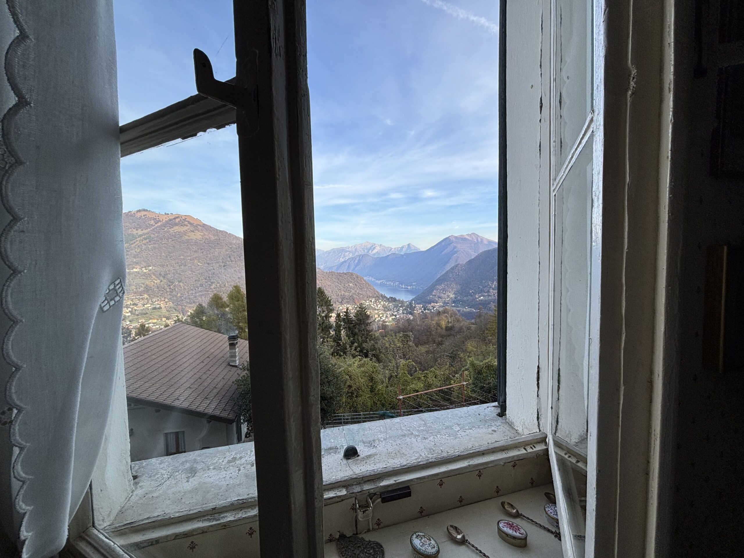Perełka z widokiem na Jezioro Como w Casasco d’Intelvi