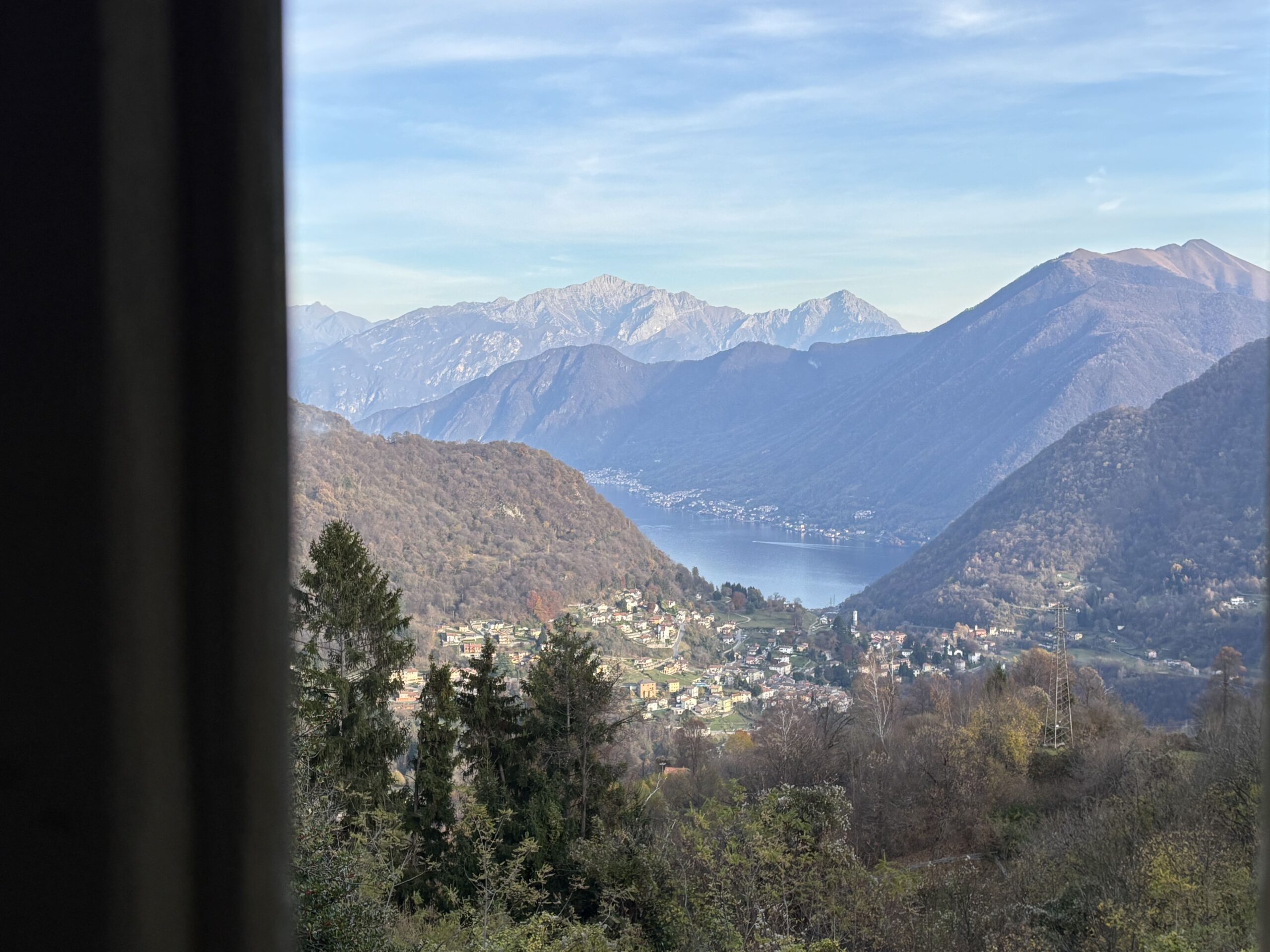Perełka z widokiem na Jezioro Como w Casasco d’Intelvi