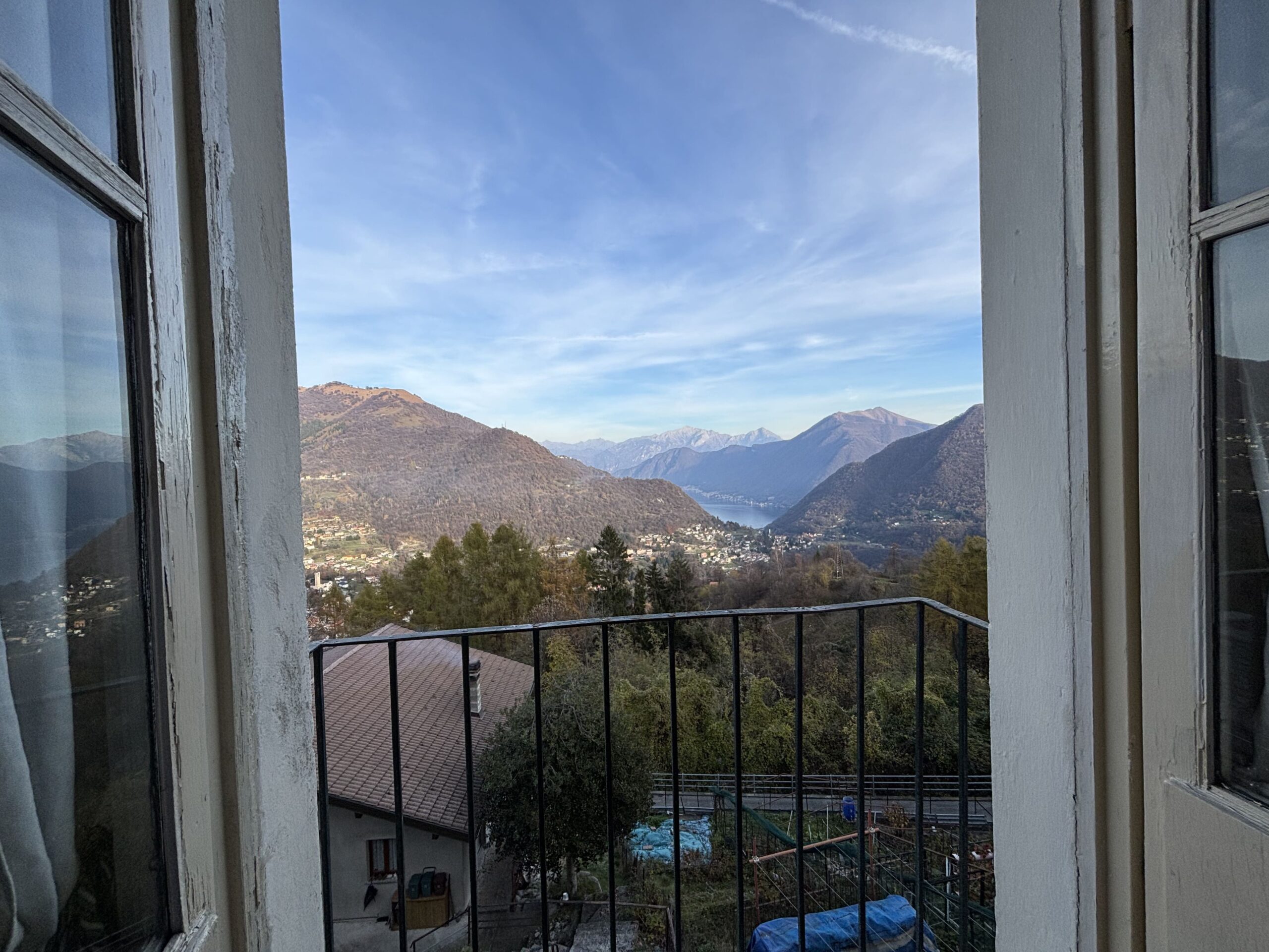 Perełka z widokiem na Jezioro Como w Casasco d’Intelvi
