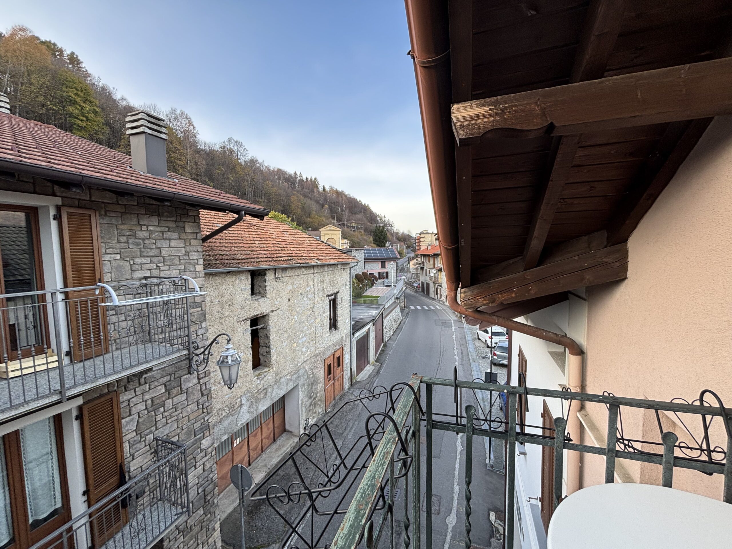 Perełka z widokiem na Jezioro Como w Casasco d’Intelvi