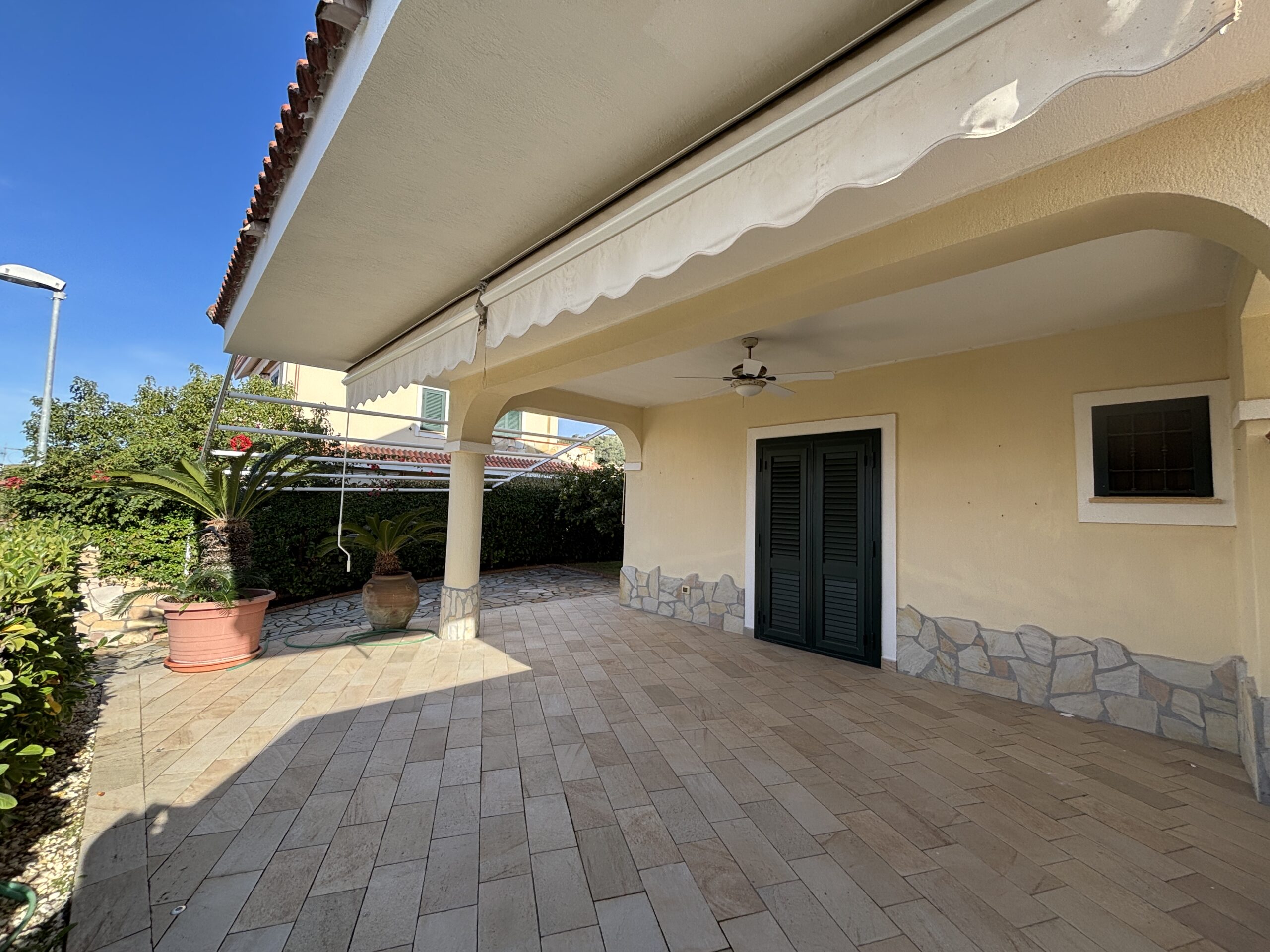 Exclusive villa in Santa Litterata/ Belvedere - garden, terrace, sea view.