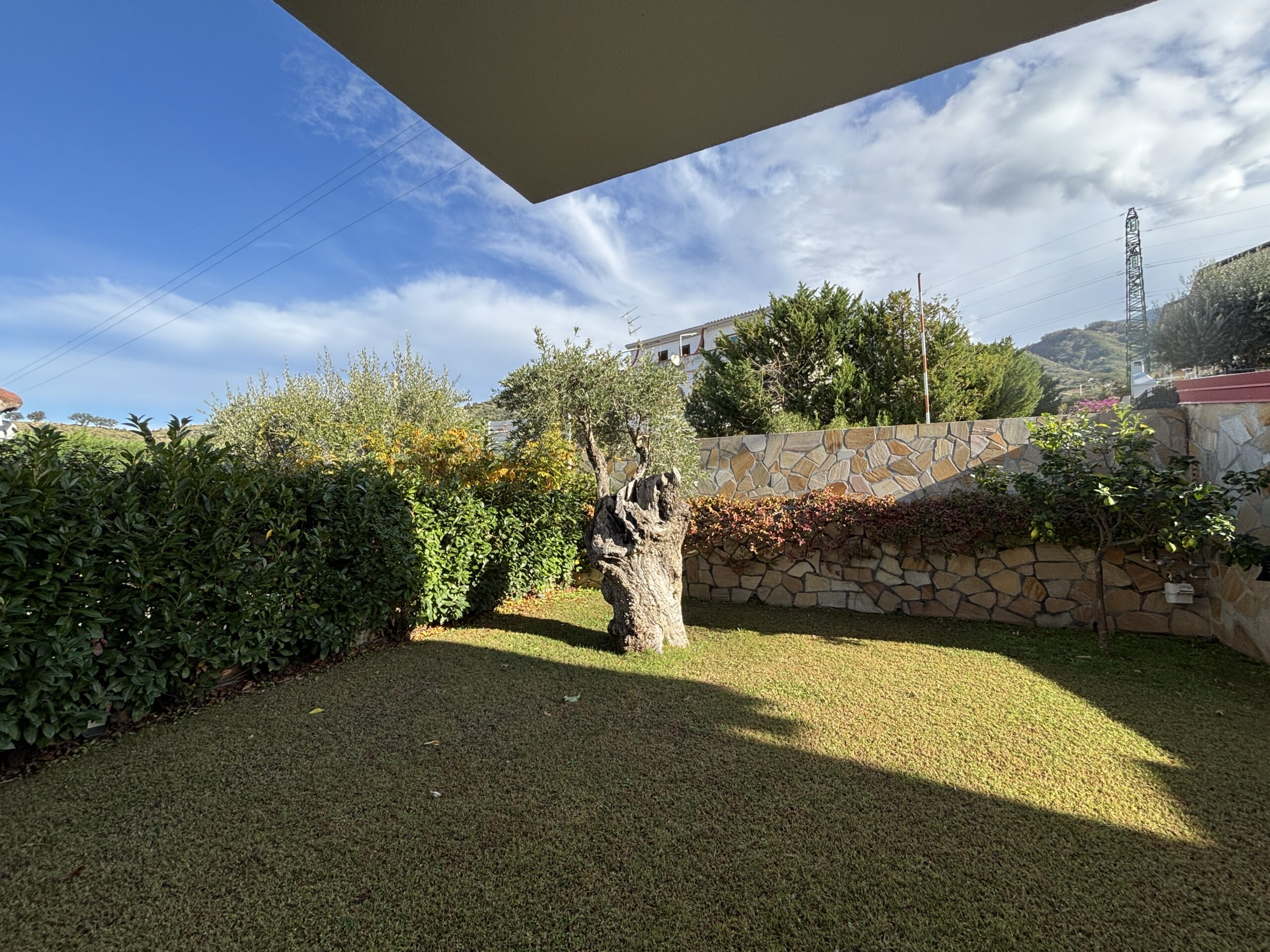 Exclusive villa in Santa Litterata/ Belvedere - garden, terrace, sea view.