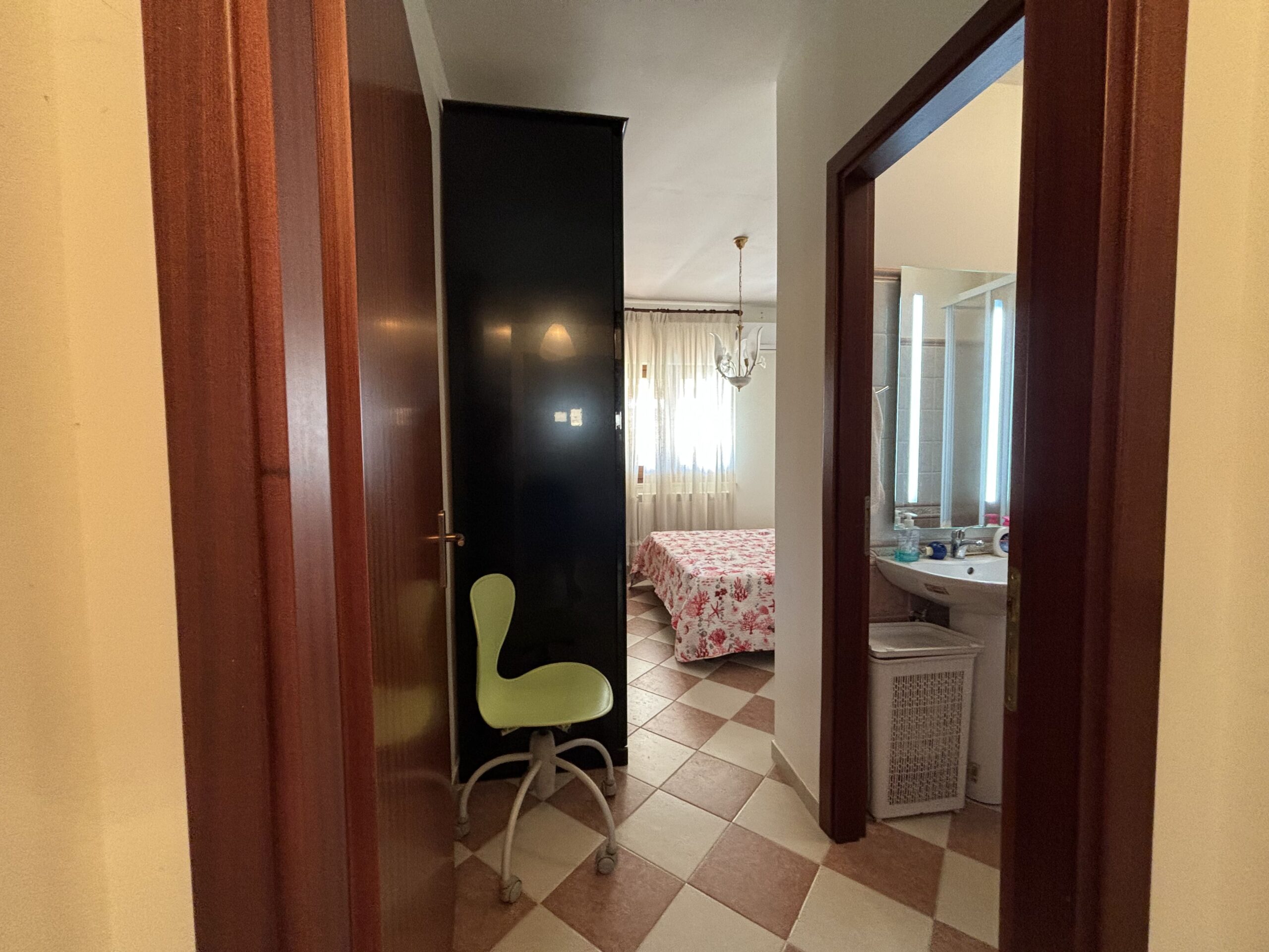 Cittadella del Capo - flat with exceptional terrace and sea view.