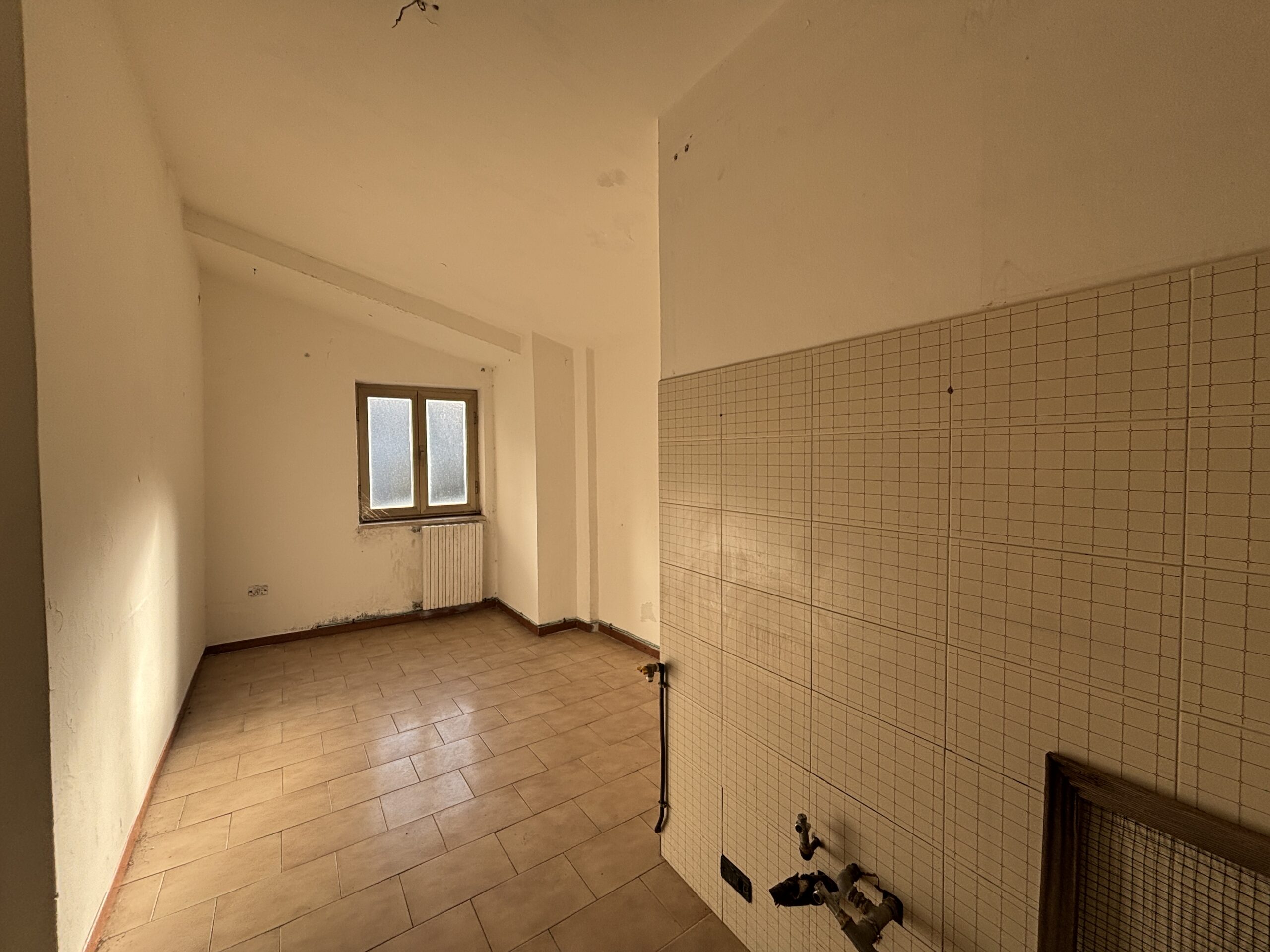 A flat surrounded by mountains with beautiful views - Sonnino, Lazio.