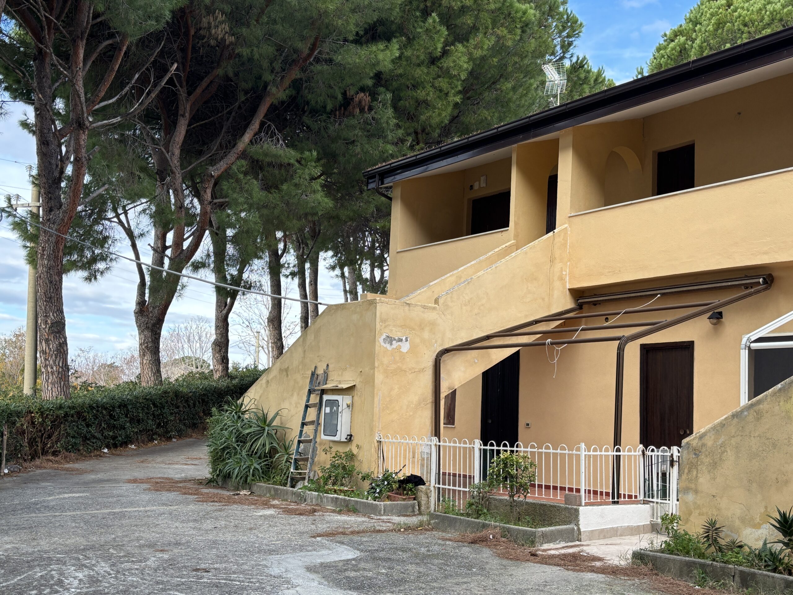 Cameral flat in San Lucido.