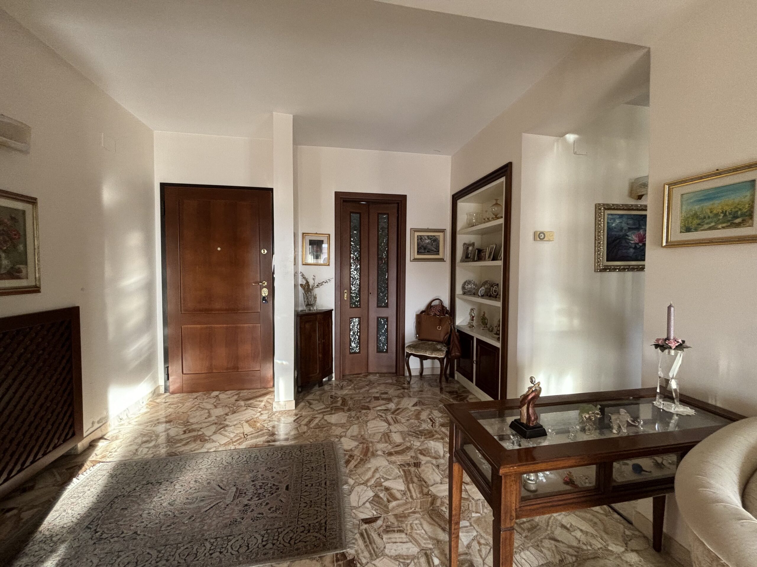 Italian elegance - flat at Parco Centro Marina estate, Scalea.