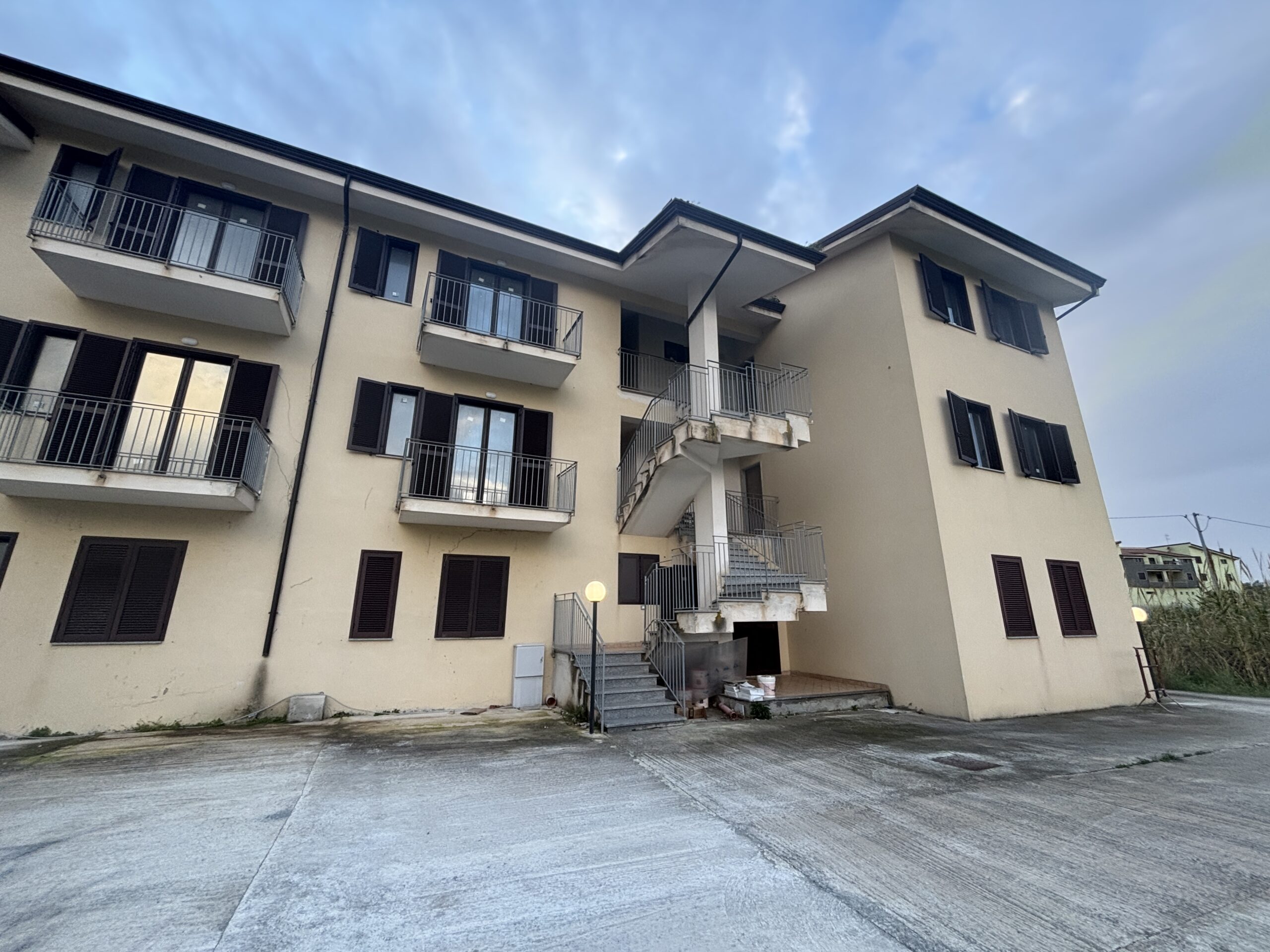 New flat from developer in Grisolia.