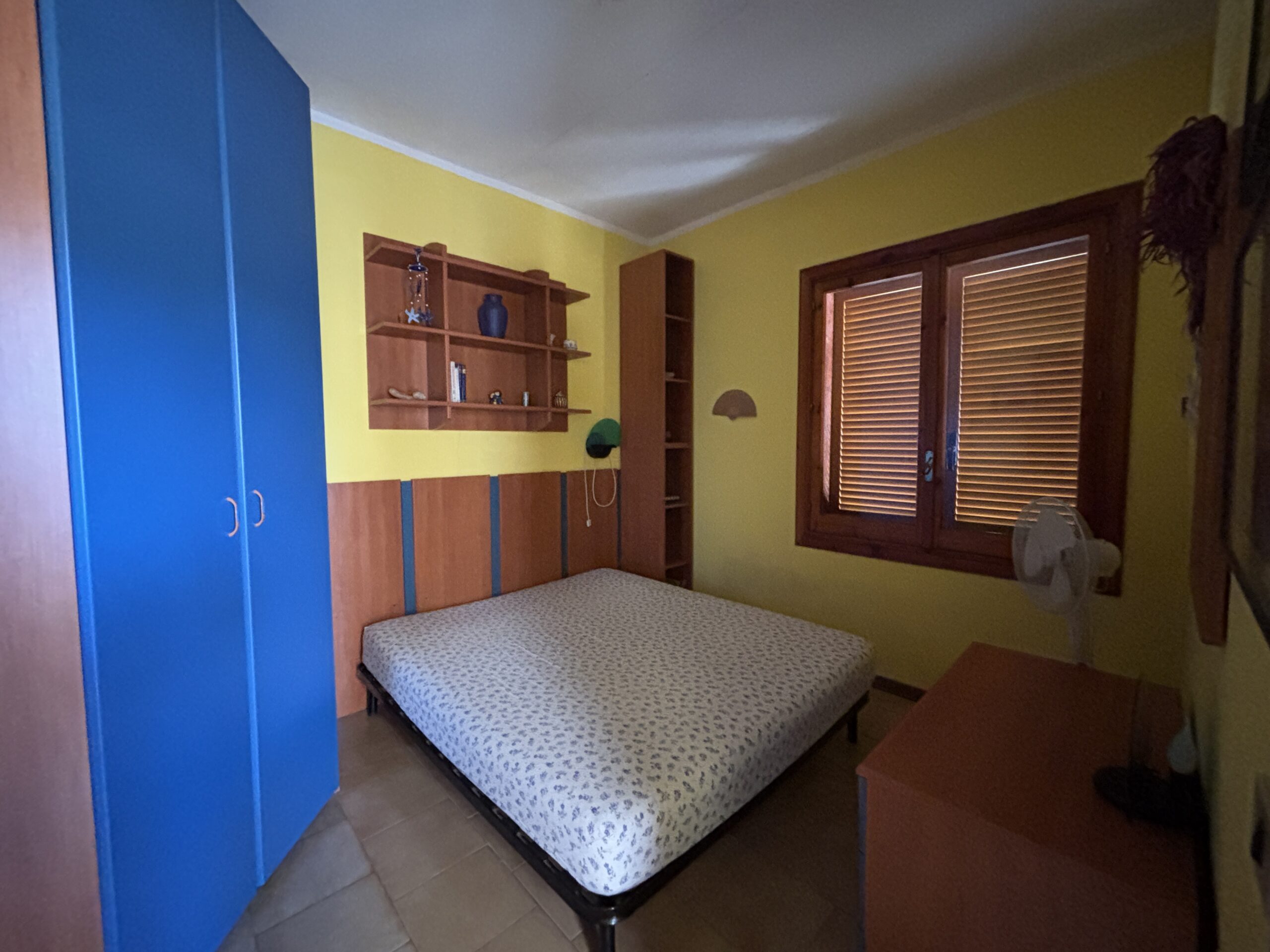 Scalea - flat by the sea with large terrace.