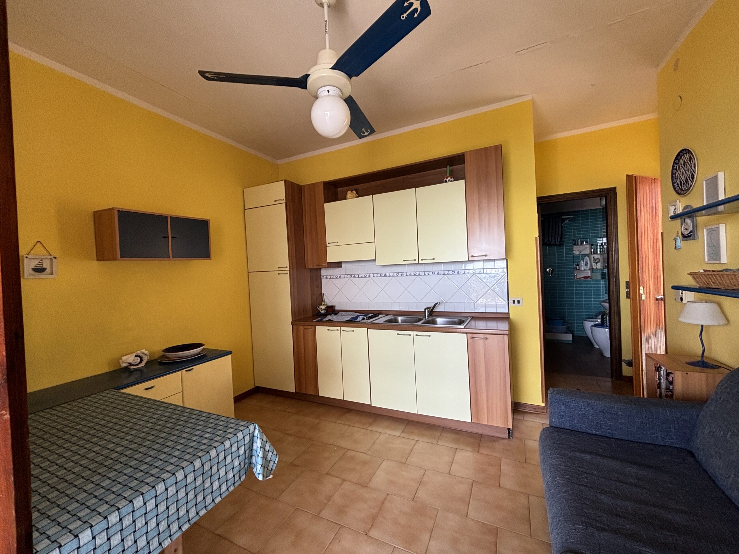 Scalea - flat by the sea with large terrace.