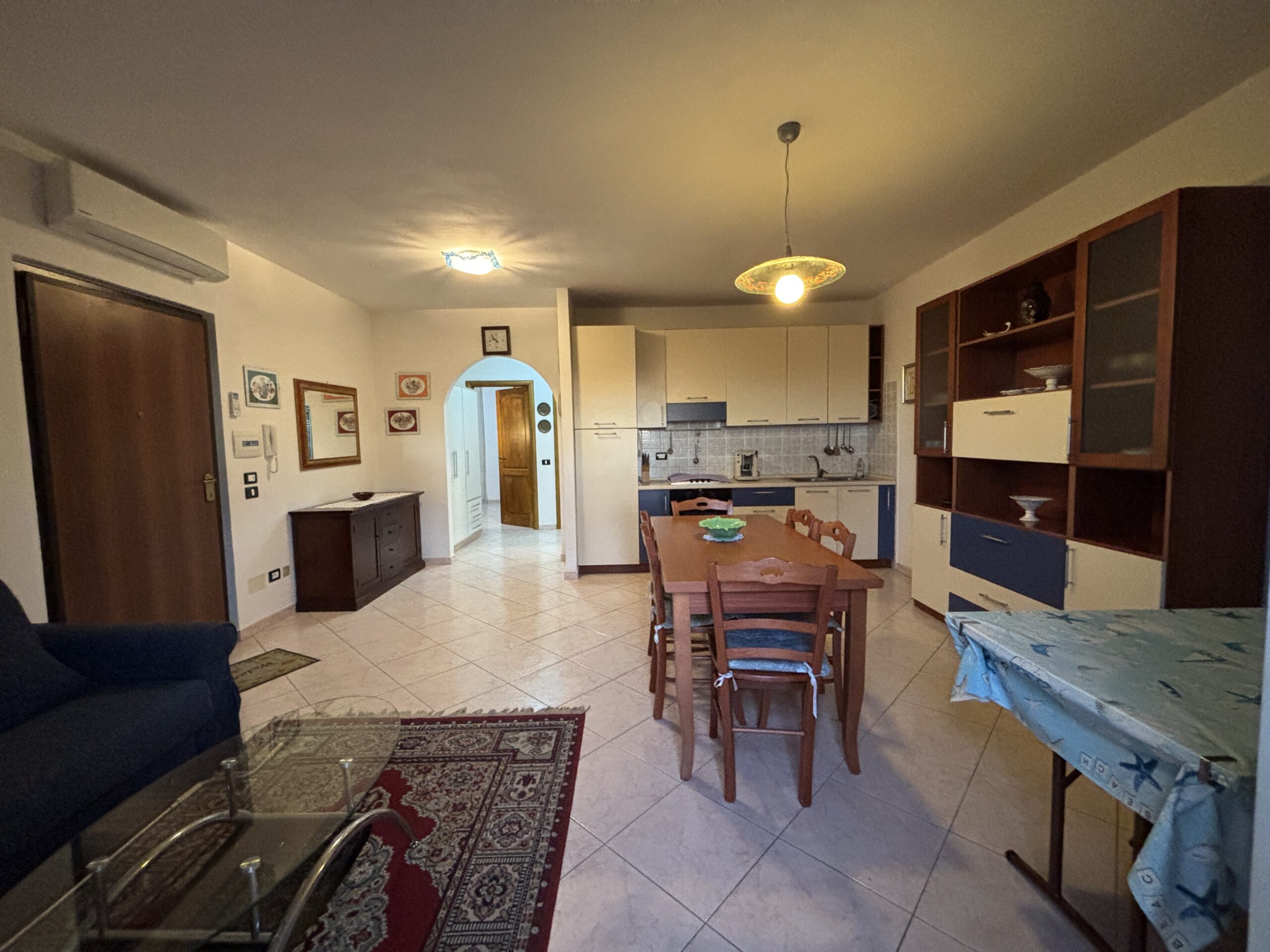 Exquisite property right by the sea in Diamante.