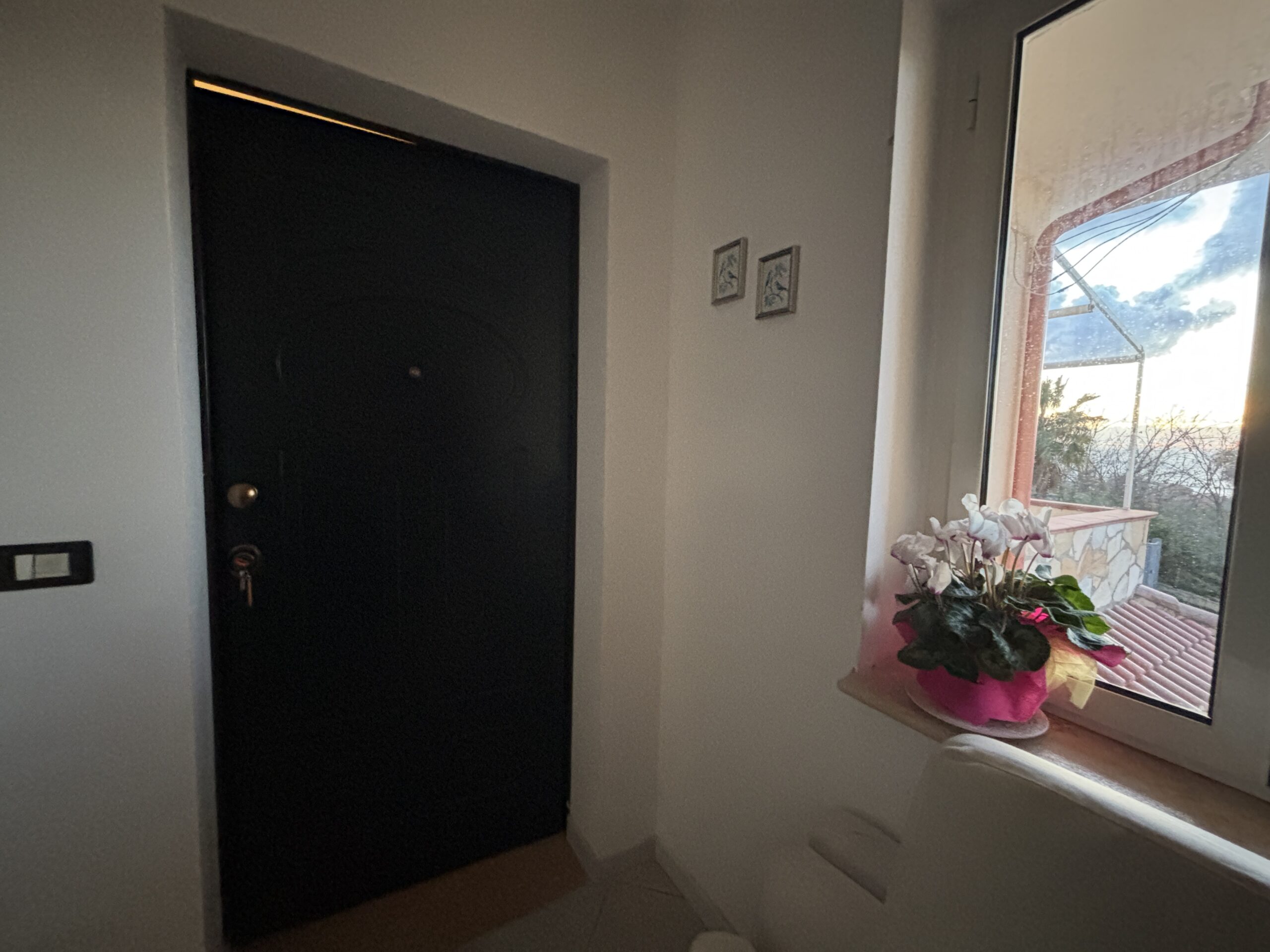 Exquisite property right by the sea in Diamante.