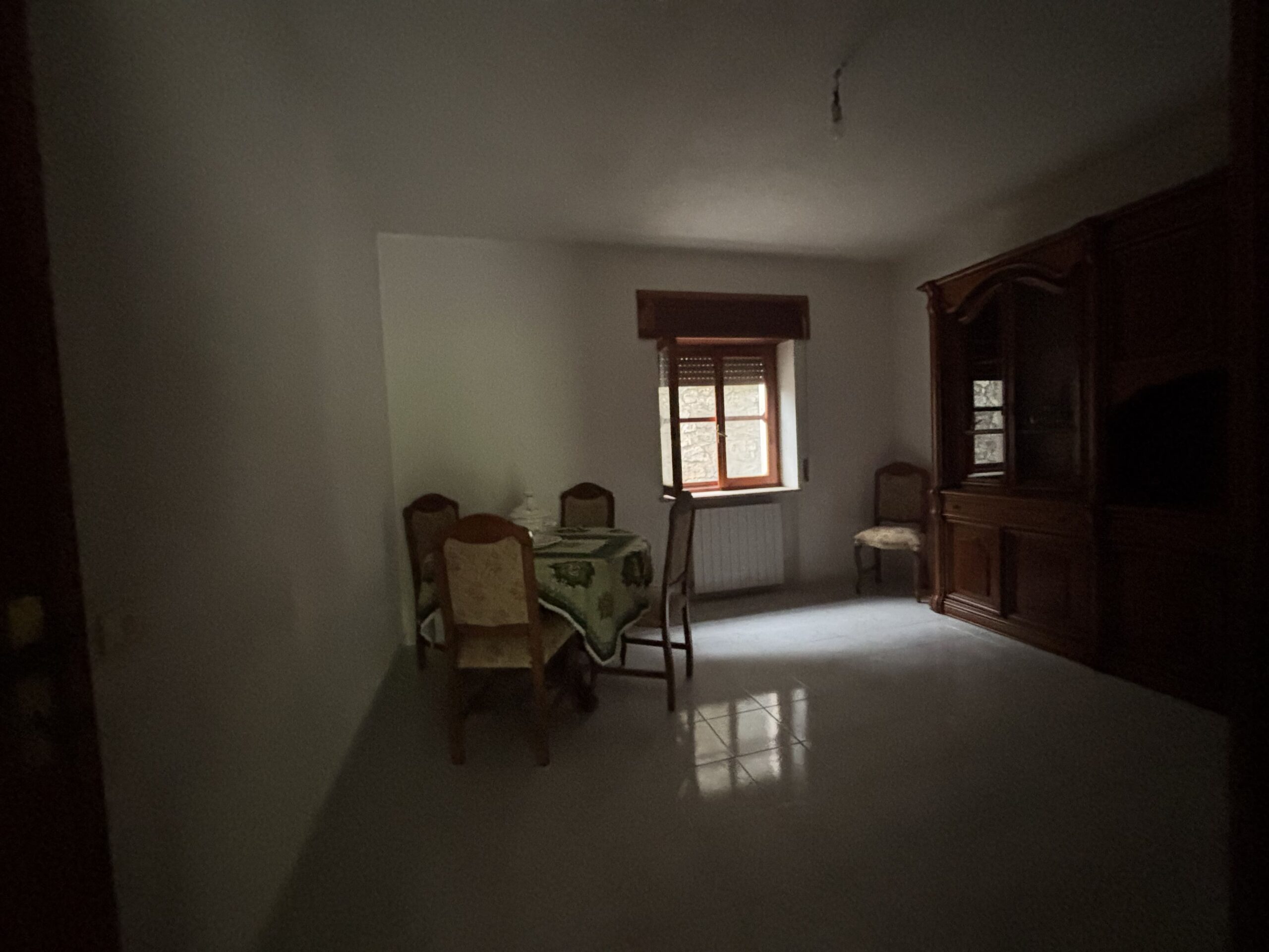 Independent house with garage and garden in Belvedere Marittimo.