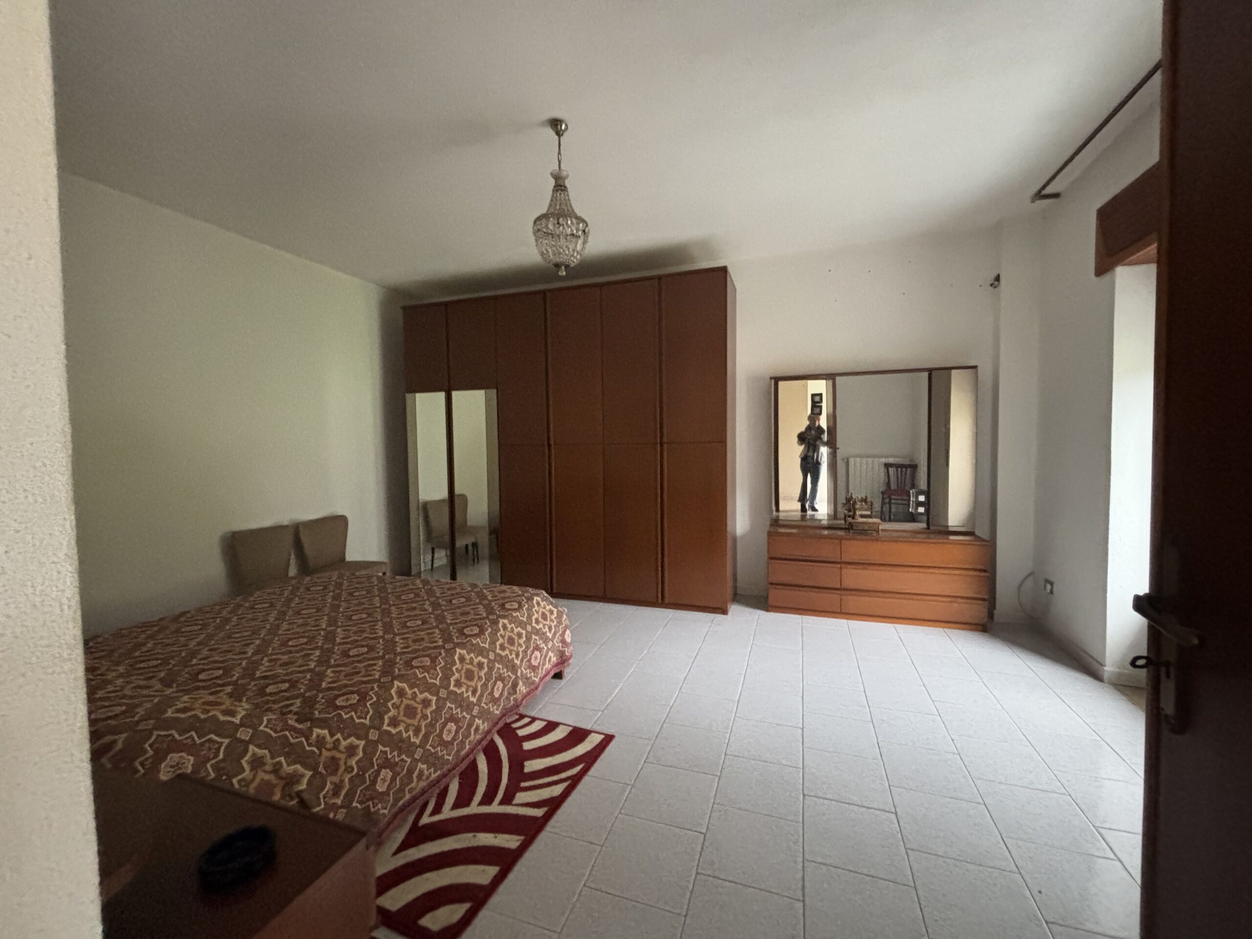 Independent house with garage and garden in Belvedere Marittimo.