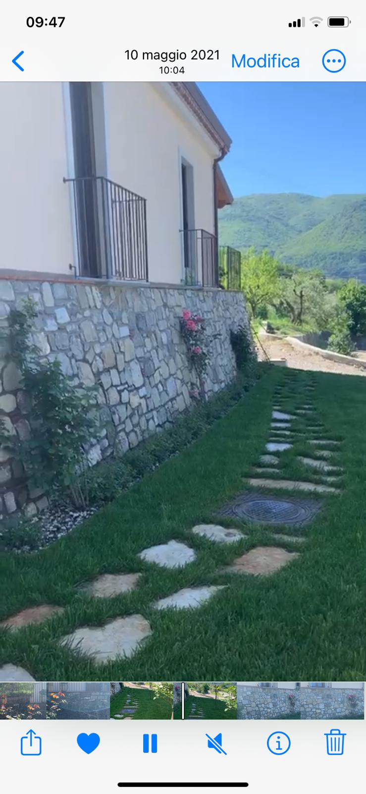 Modern furnished house with mountain views in Lauria.