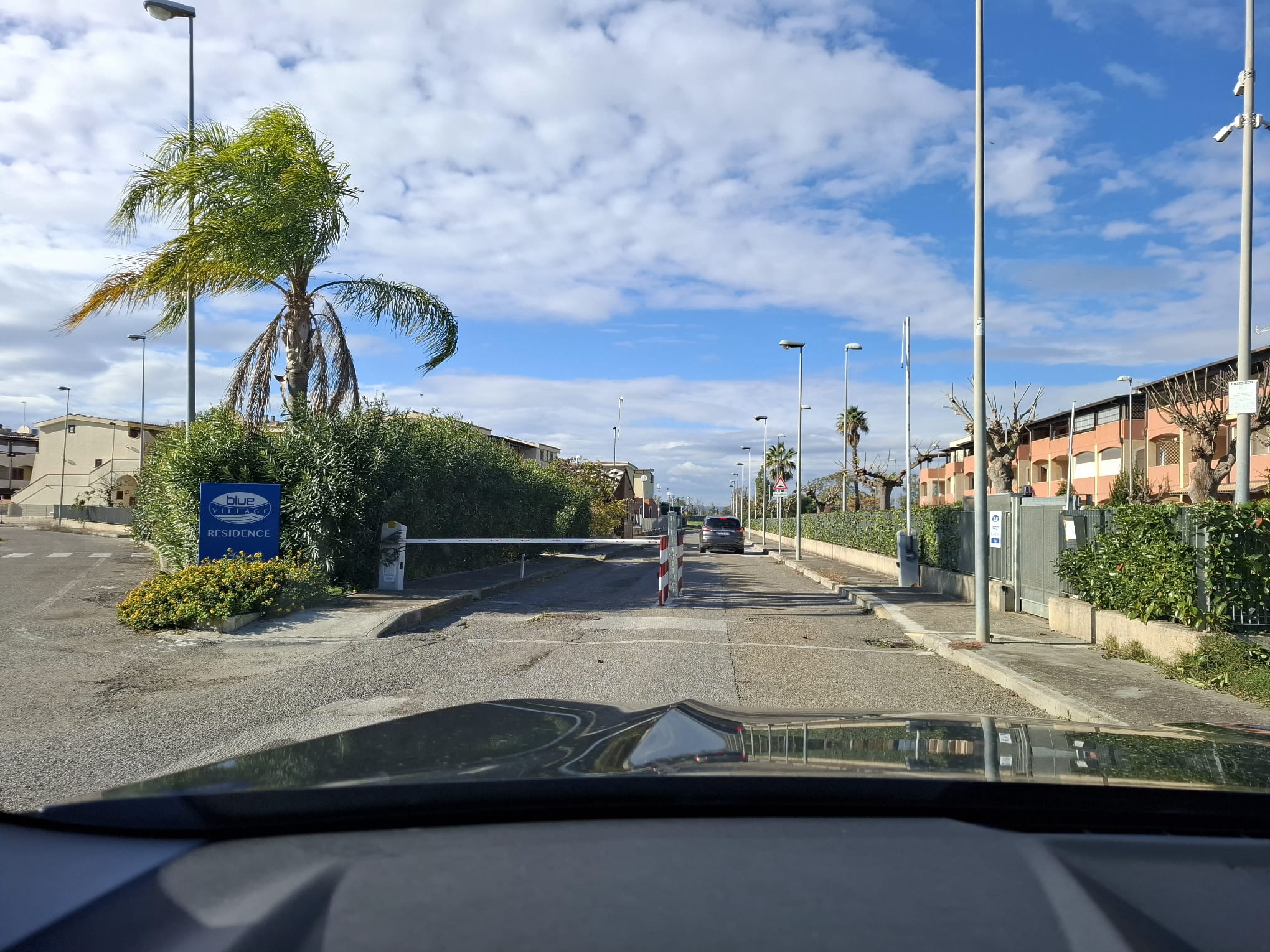 Marina di Pisticci - renovated flat on a closed estate with swimming pool.