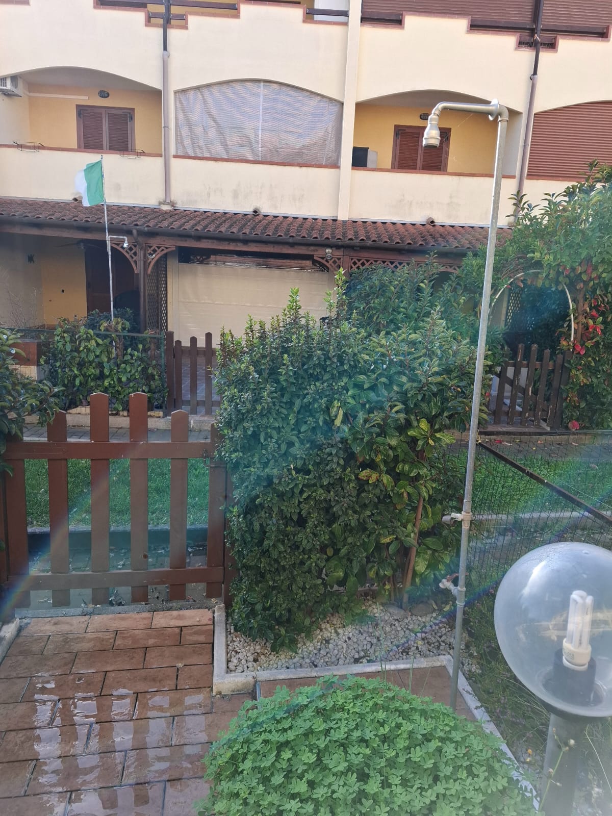 Marina di Pisticci - renovated flat on a closed estate with swimming pool.