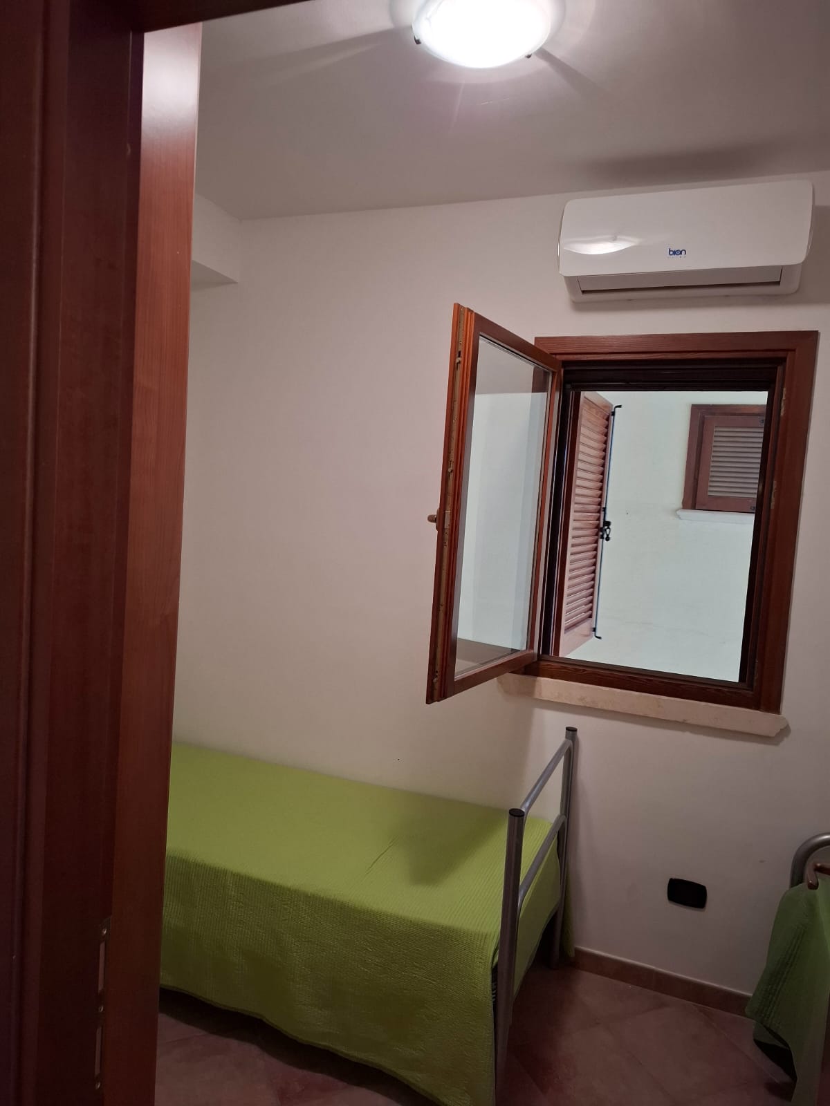 Marina di Pisticci - renovated flat on a closed estate with swimming pool.