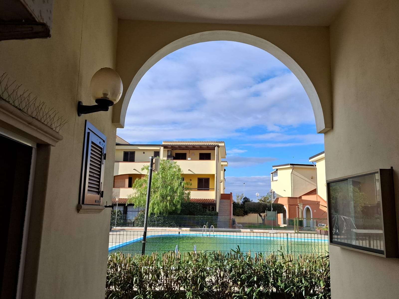 Marina di Pisticci - renovated flat on a closed estate with swimming pool.