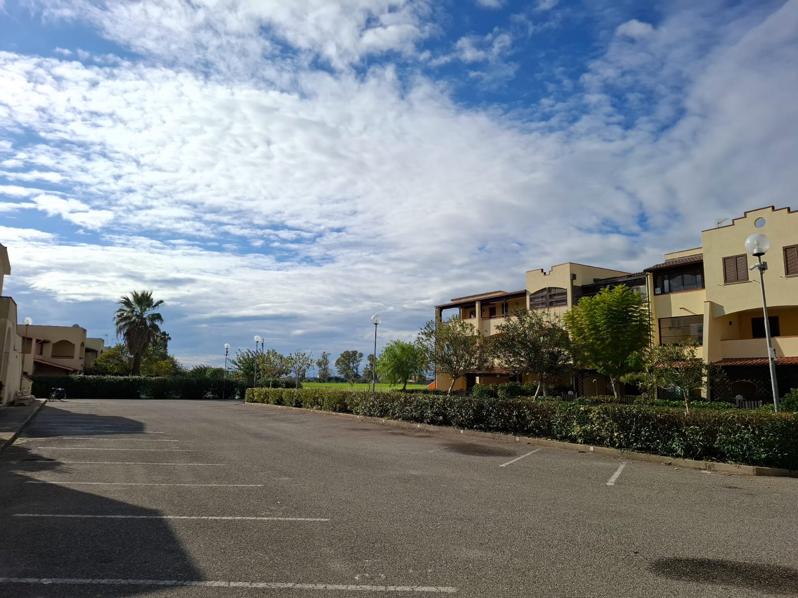 Marina di Pisticci - renovated flat on a closed estate with swimming pool.