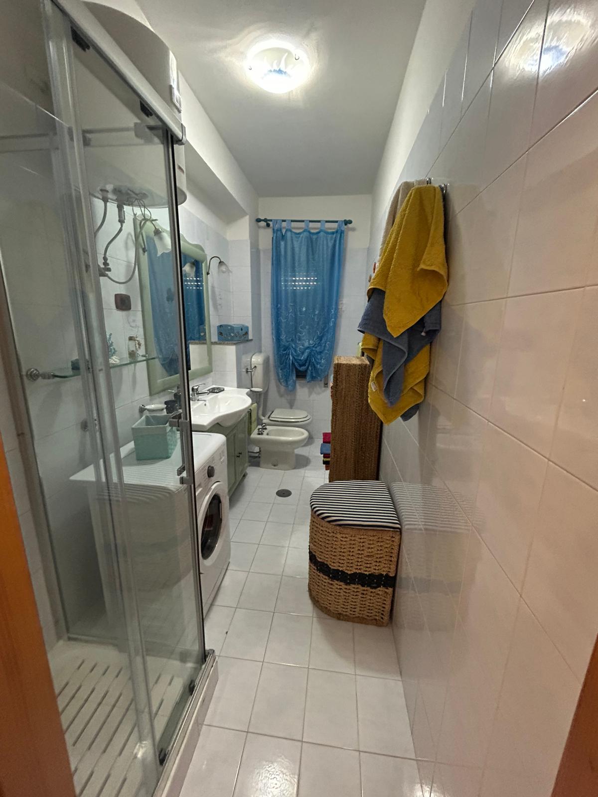 Retail-ready flat in Santa Maria del Cedro.