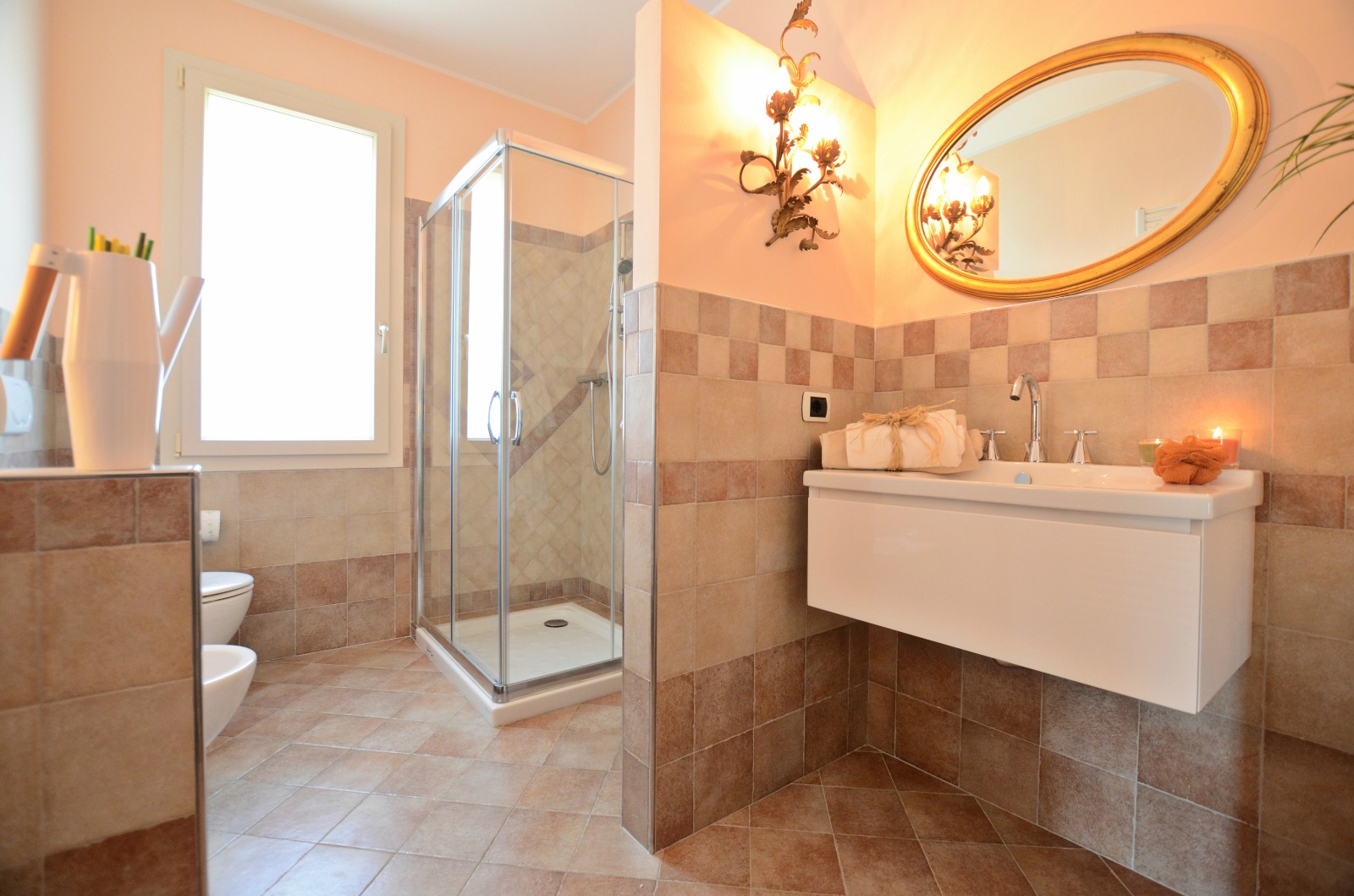 Ecological villa from a designer in Tuscany!.