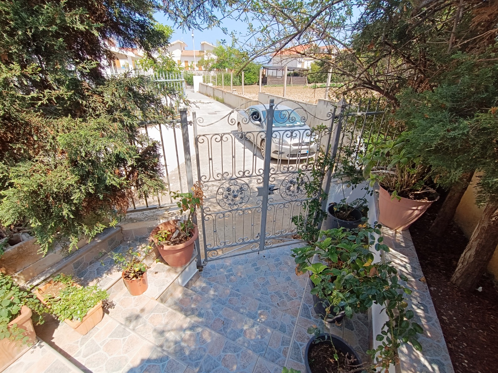 San Nicola Arcella - villa with garage, garden, heating and air conditioning.