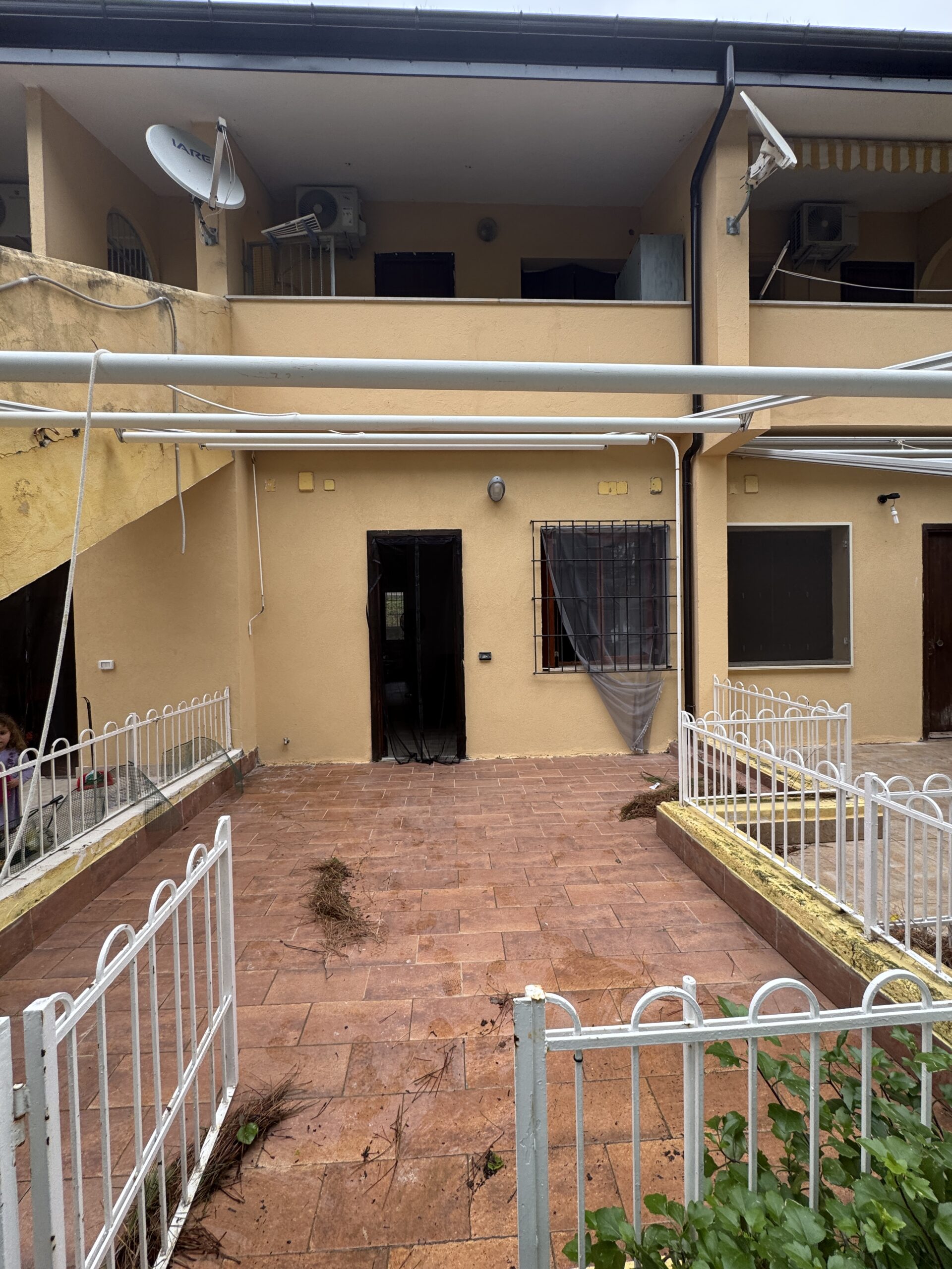 San Lucido - renovated flat with terrace, close to nature.