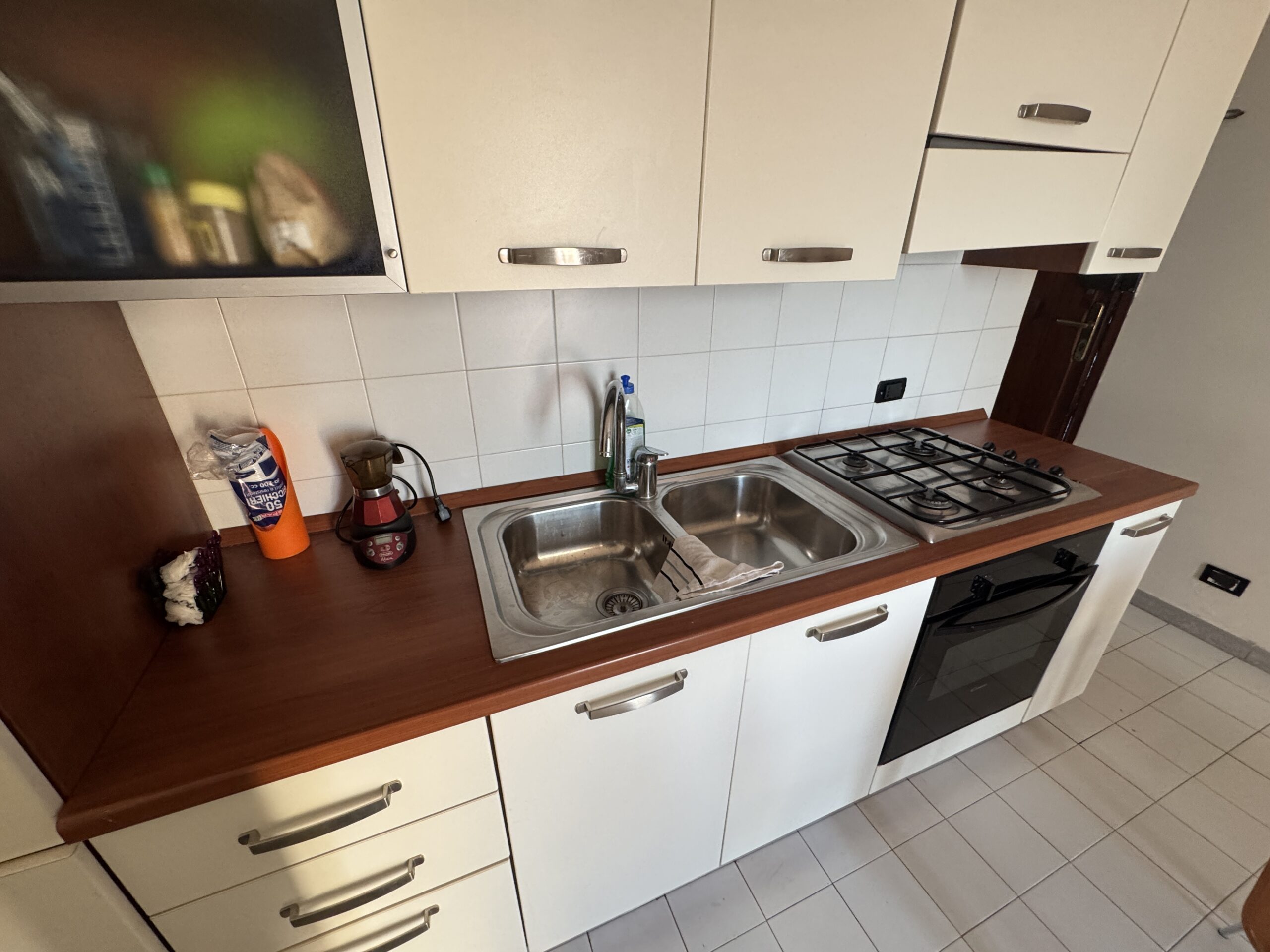 Home with terrace on the Cedar Riviera coast.