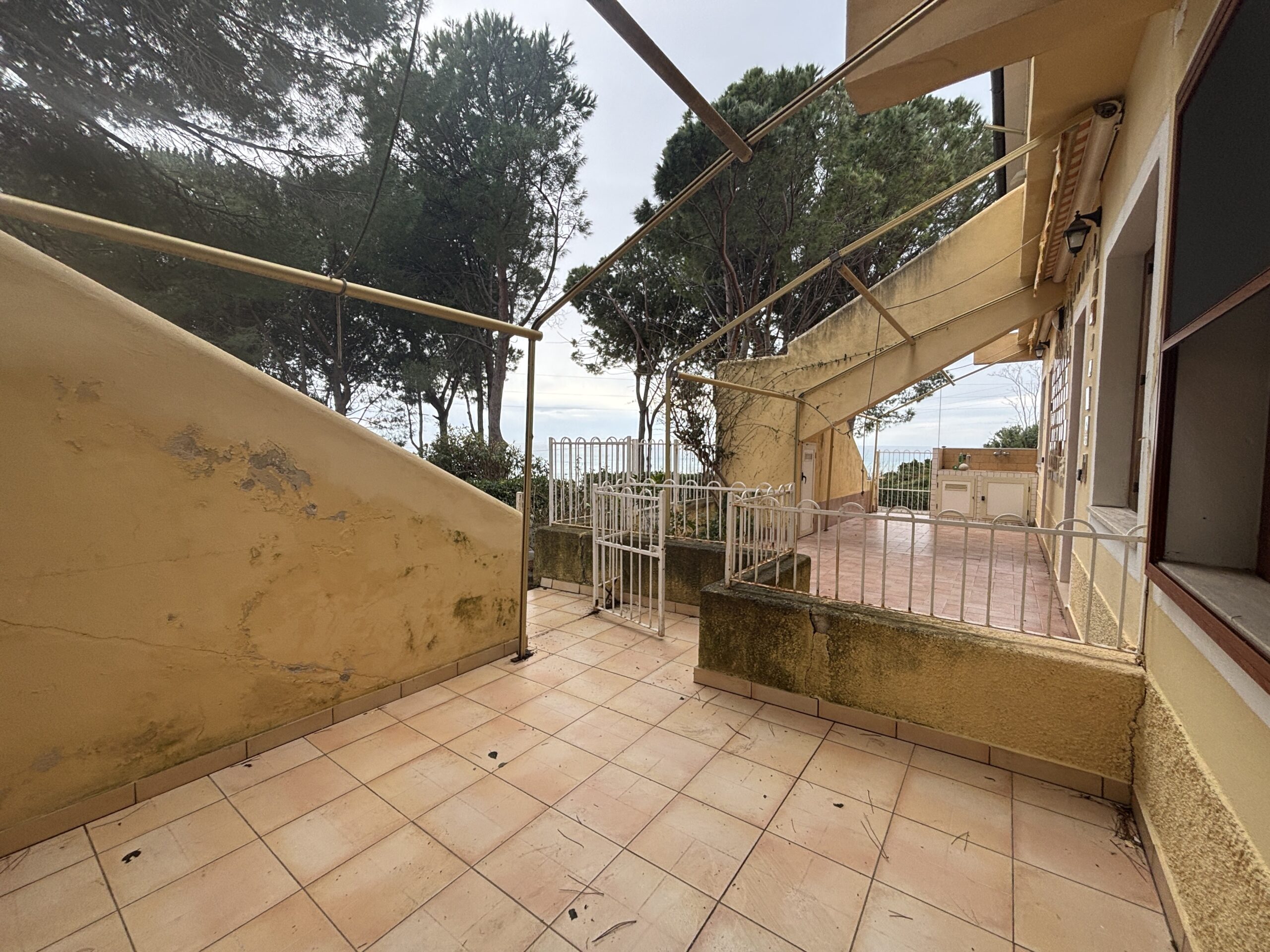 Renovated property in San Lucido, Petralonga.