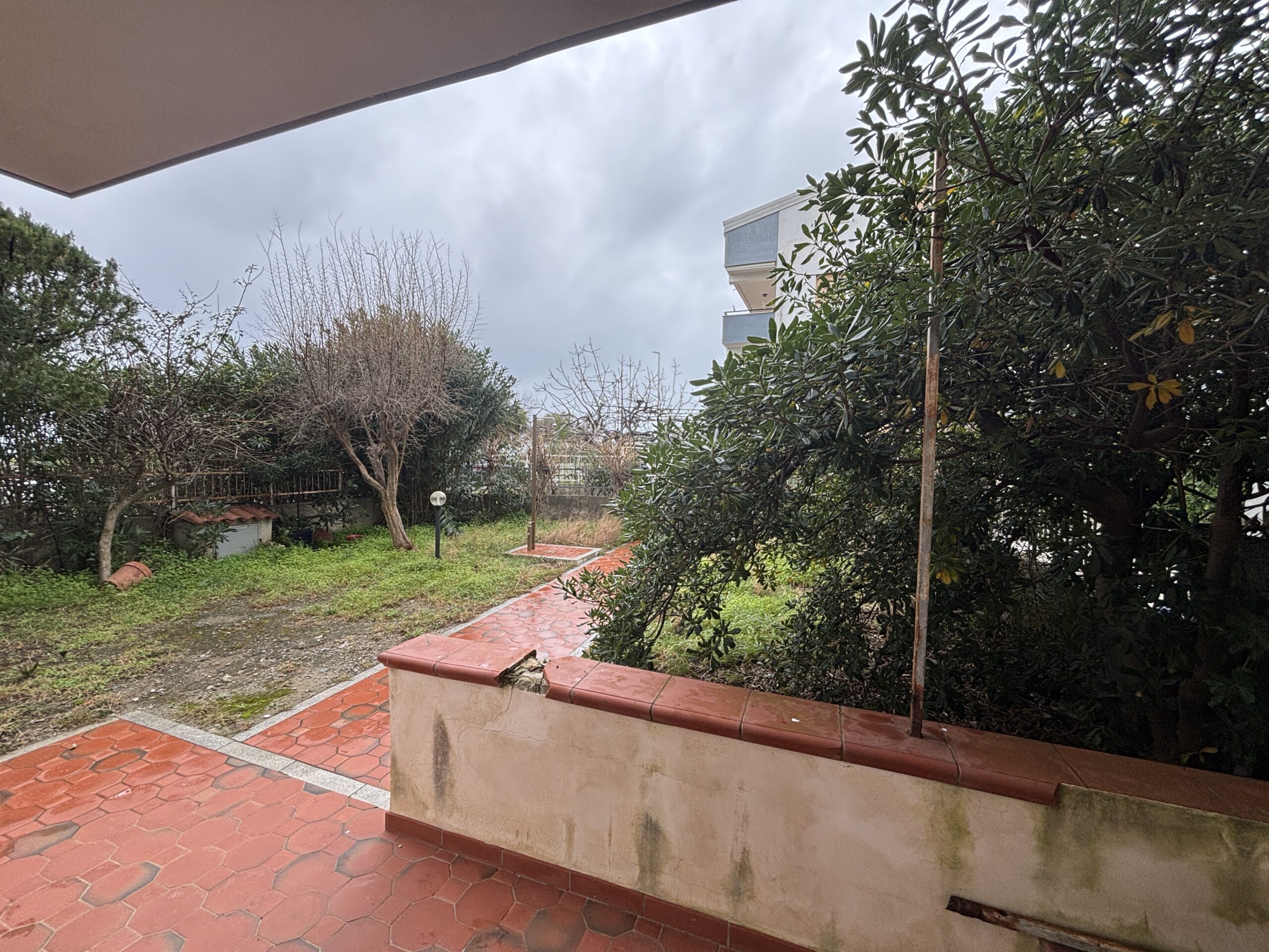 Home a few steps from the sea.