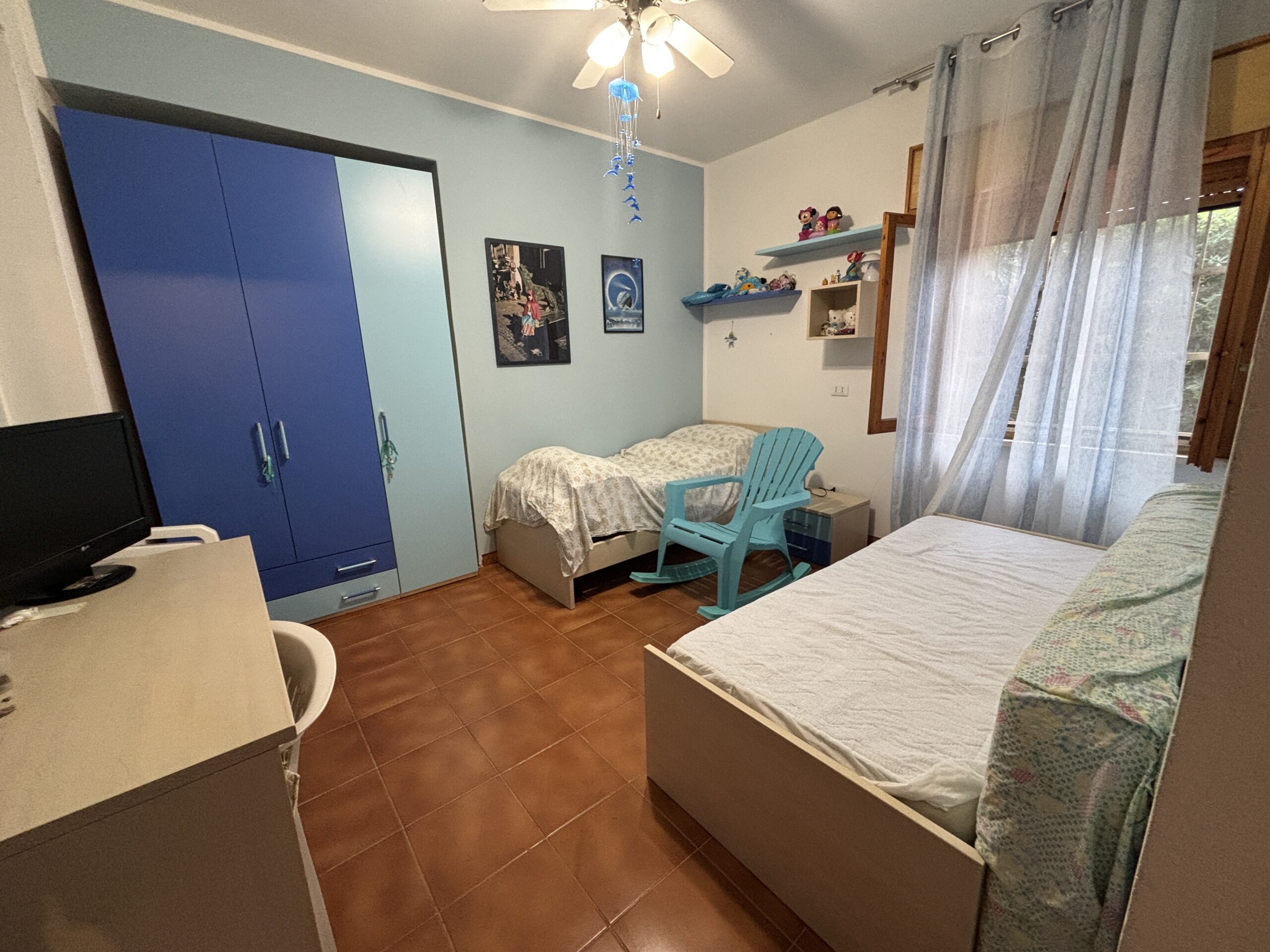 Home a few steps from the sea.