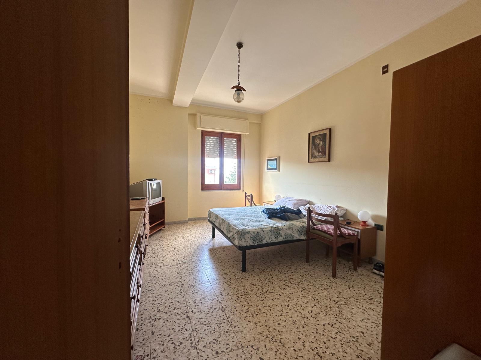 A condo with sea views in the heart of Acquappesa Marina.