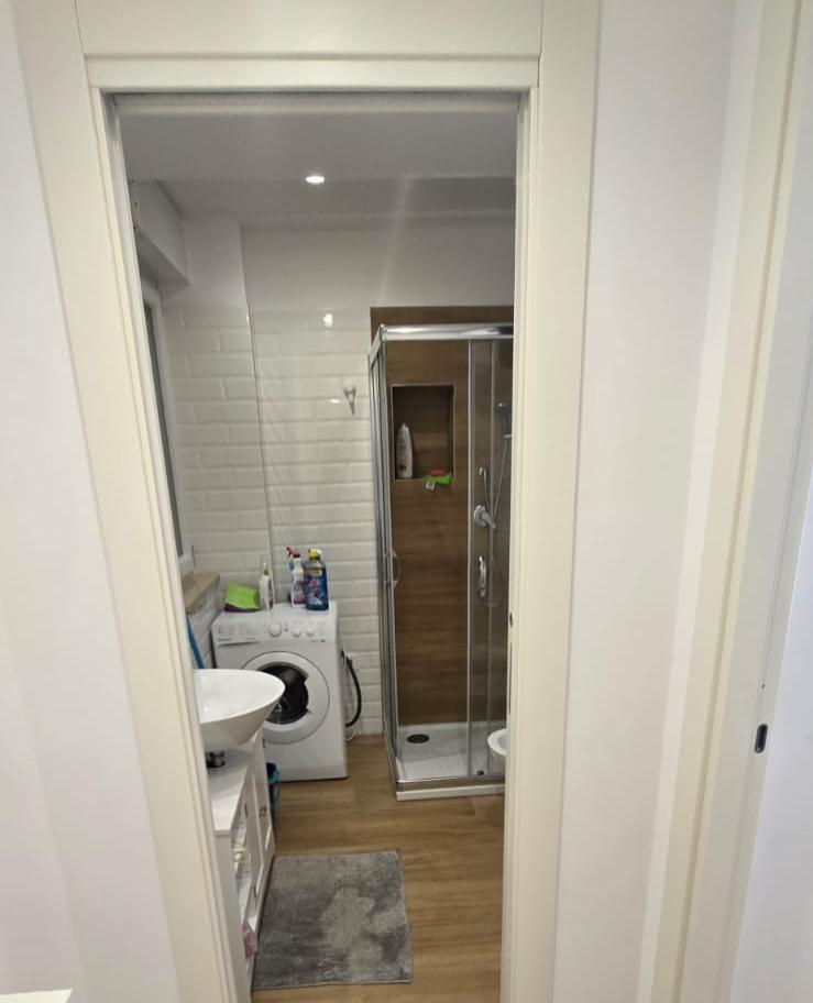 Two bedroom flat with direct beach access.