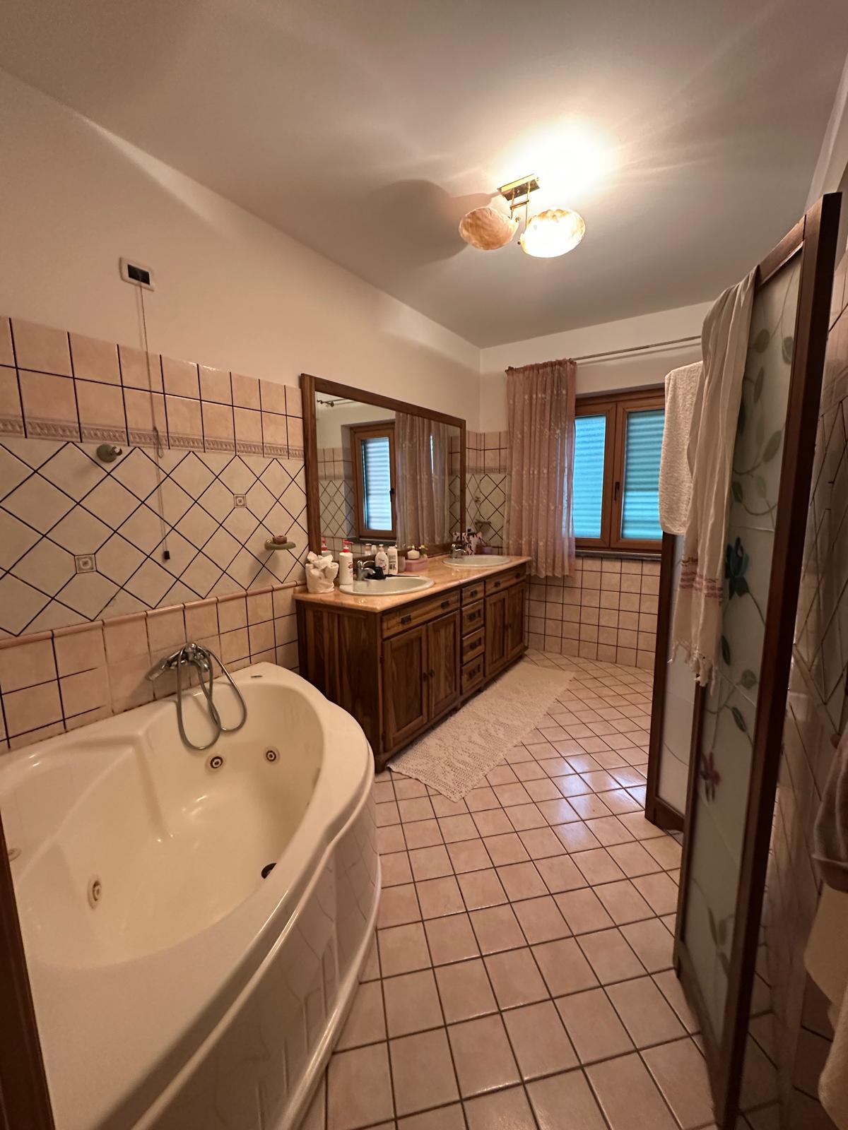 Prestige villa in the heart of the Riviera Cedars.