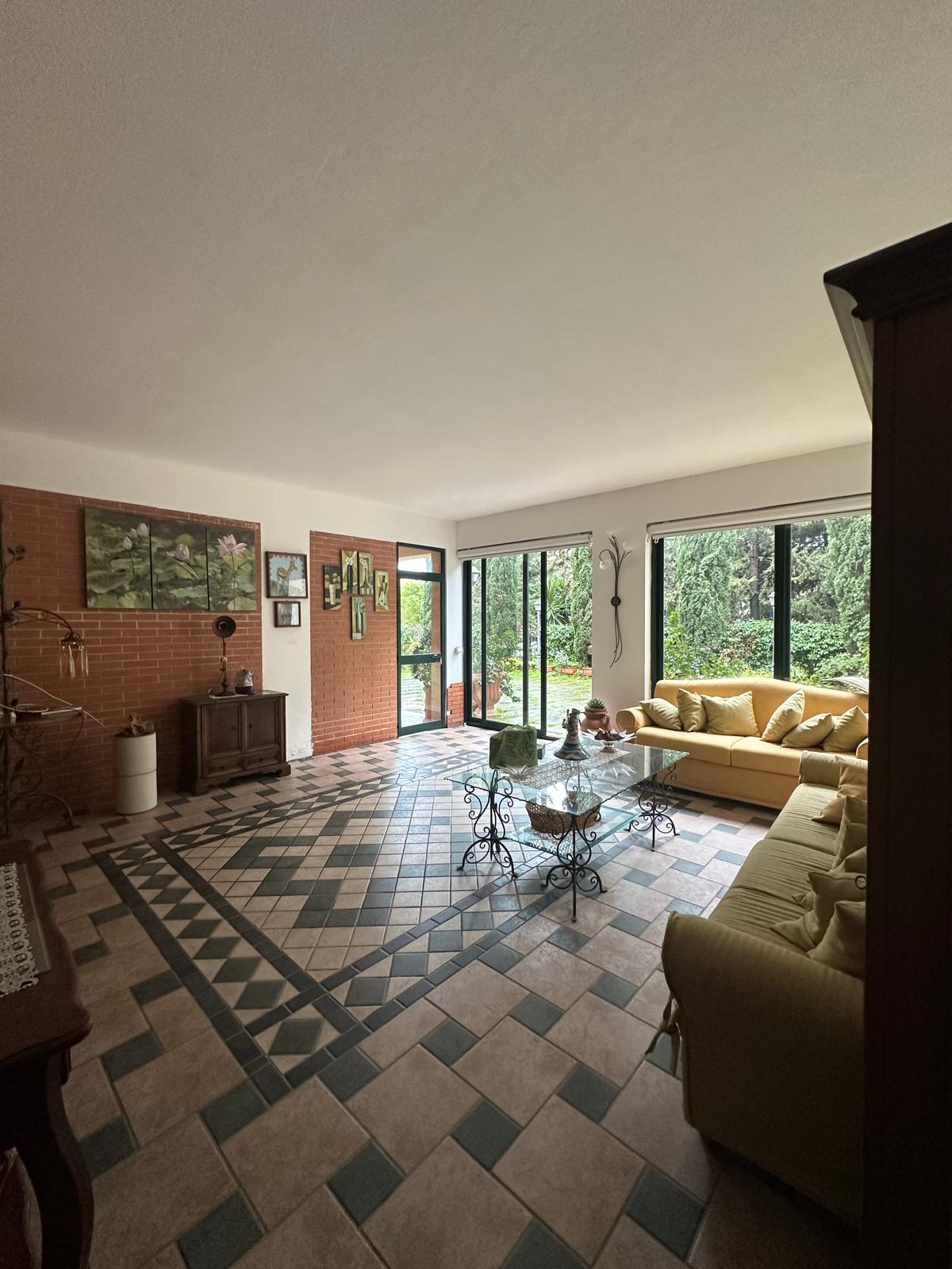 Prestige villa in the heart of the Riviera Cedars.