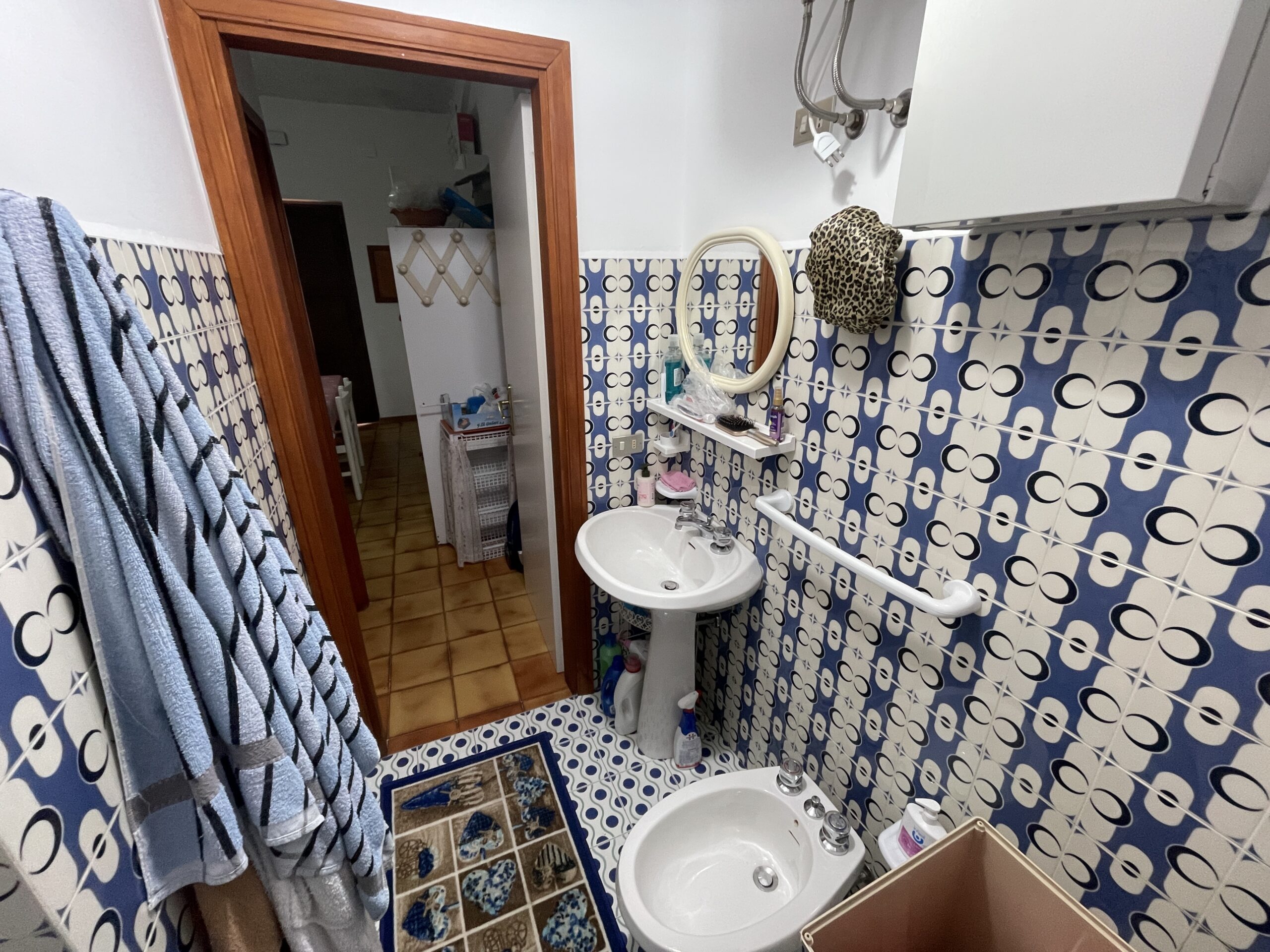 San Lucido housing with nearby airport.