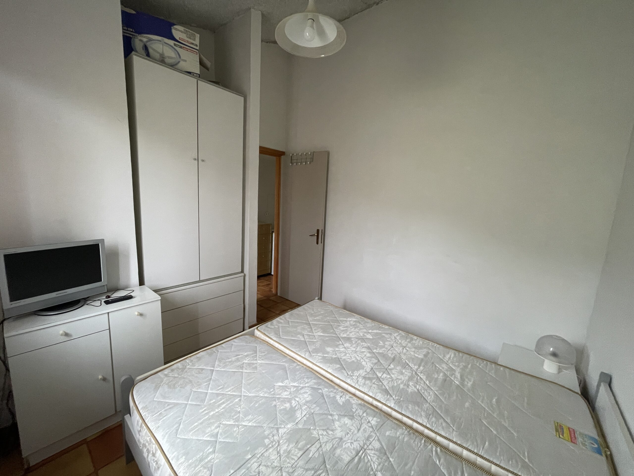 Convenient holiday home close to the airport.