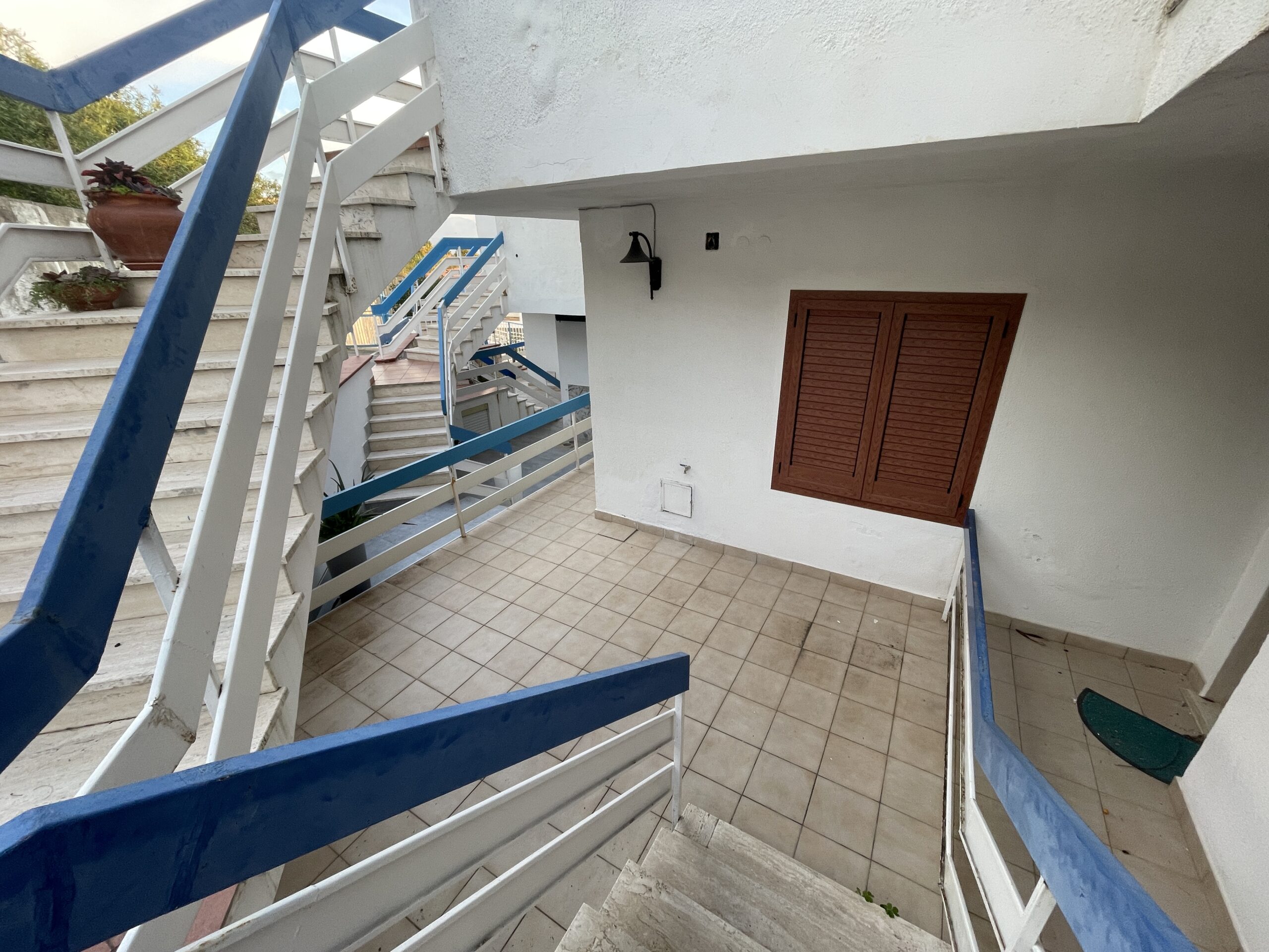 Rock View Apartment.