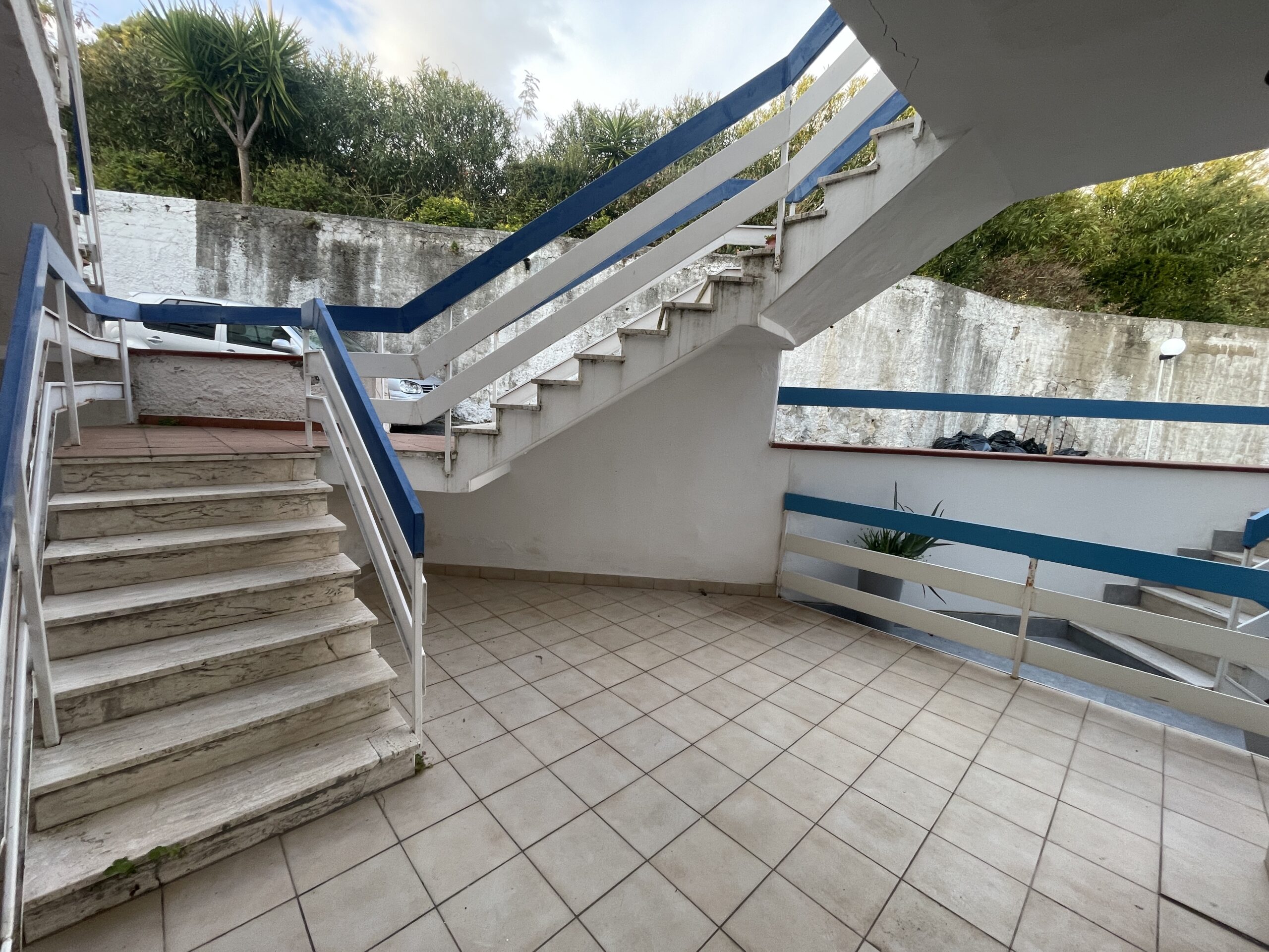 Rock View Apartment.