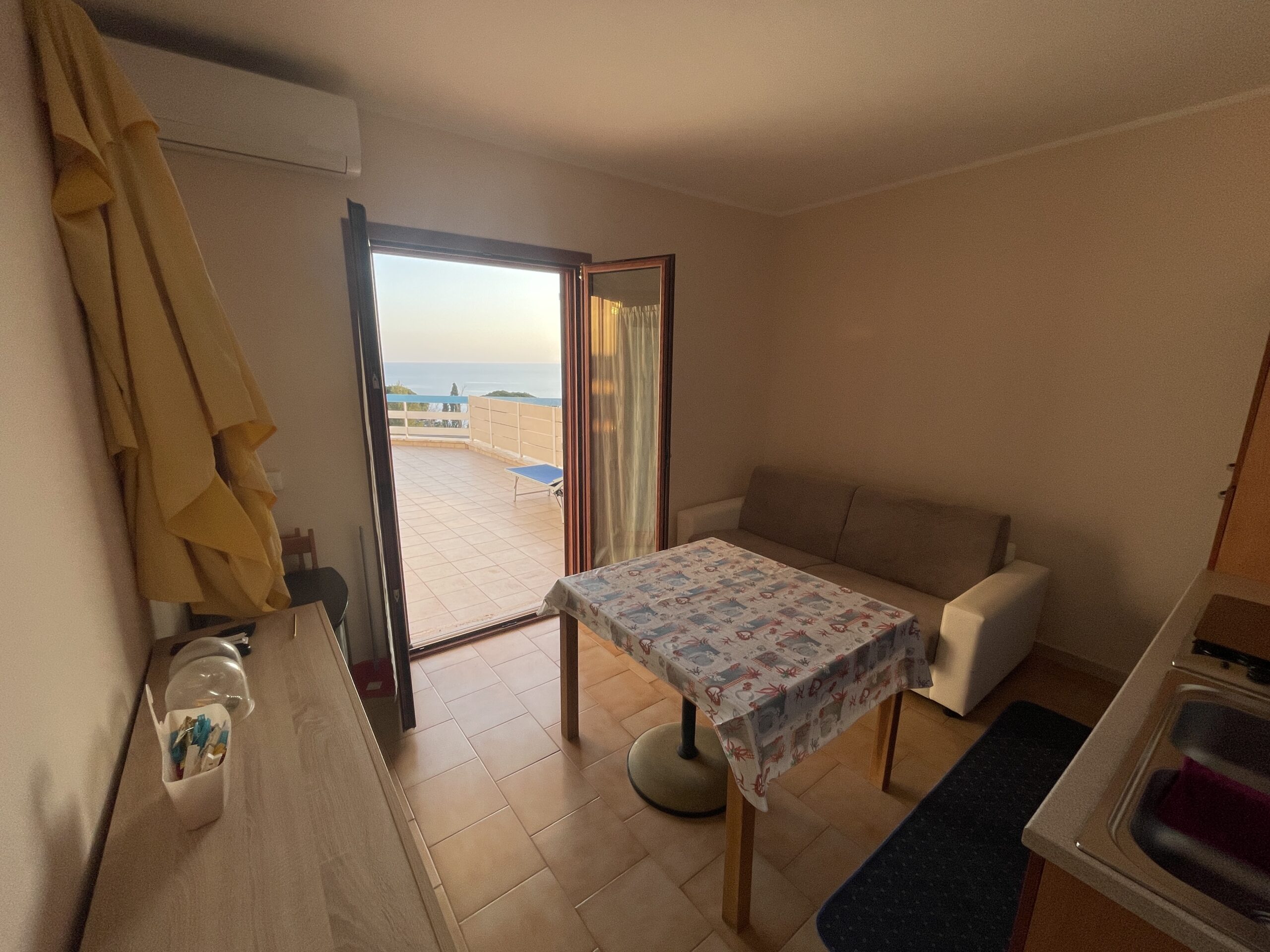 Rock View Apartment.